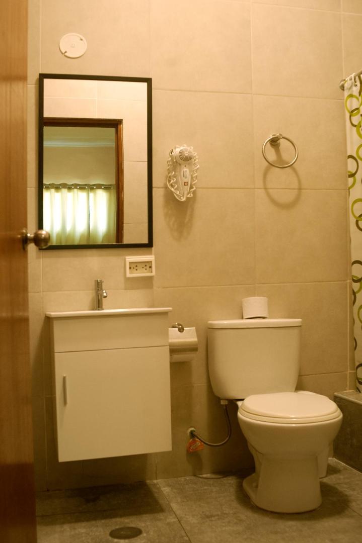 Hostal Carlos Tenaud