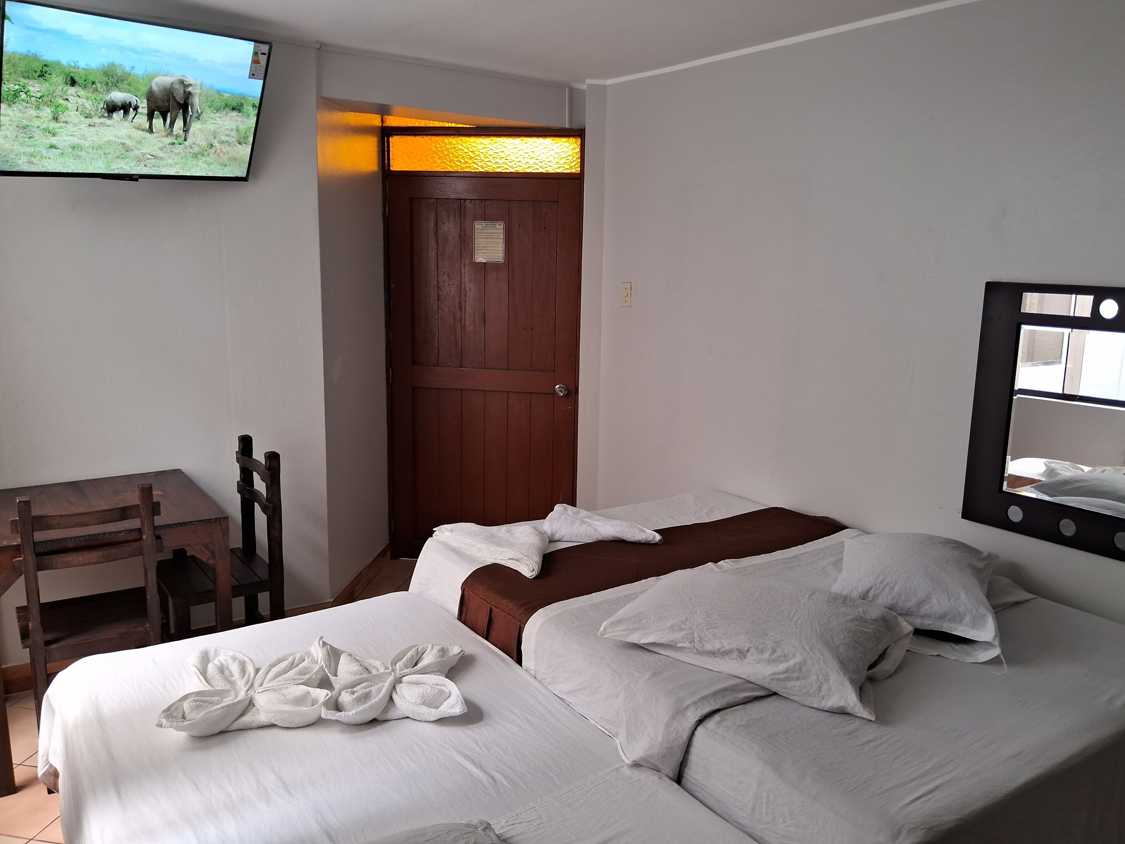 Hotel Las Artes Inn