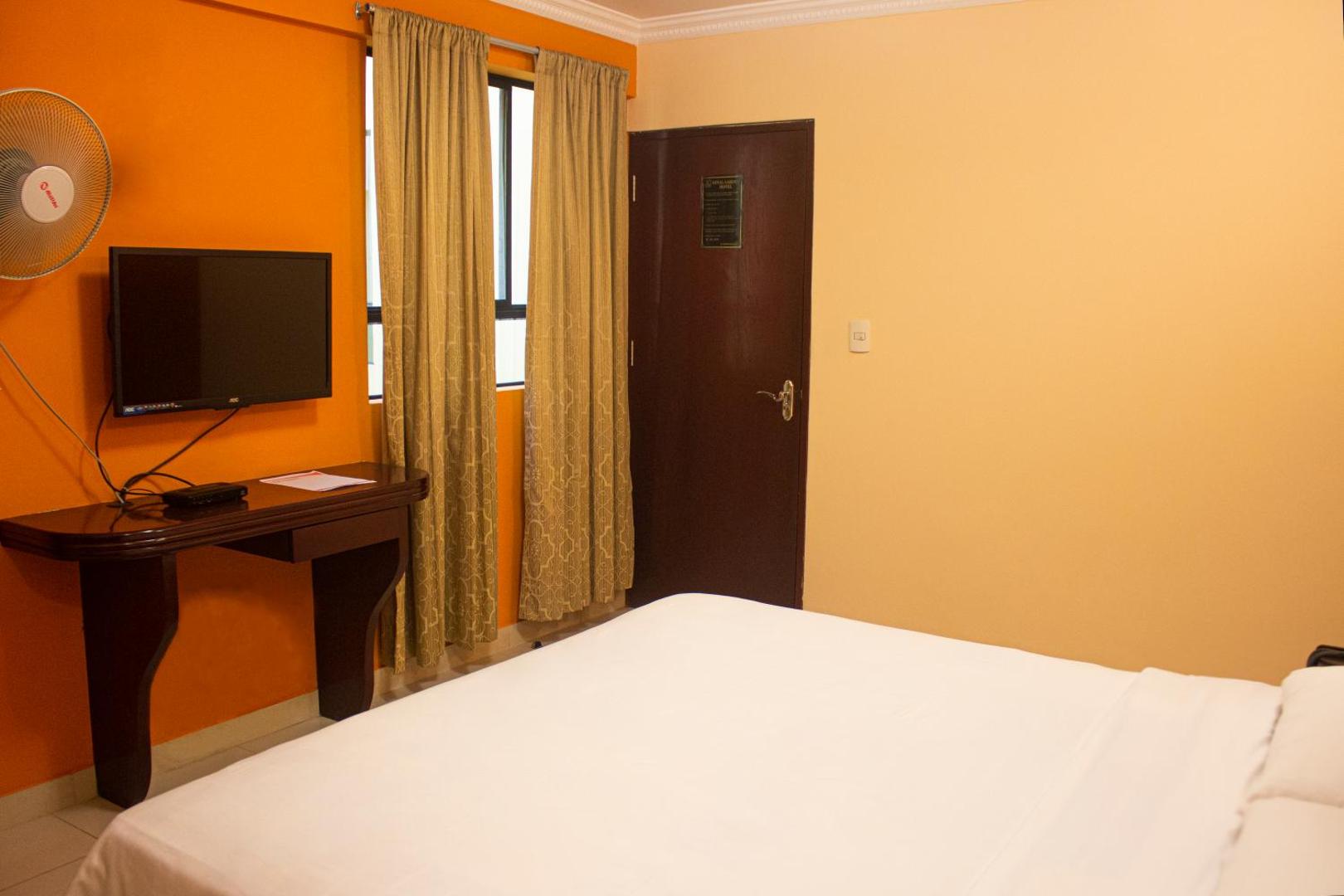 Royal Garden Hotel
