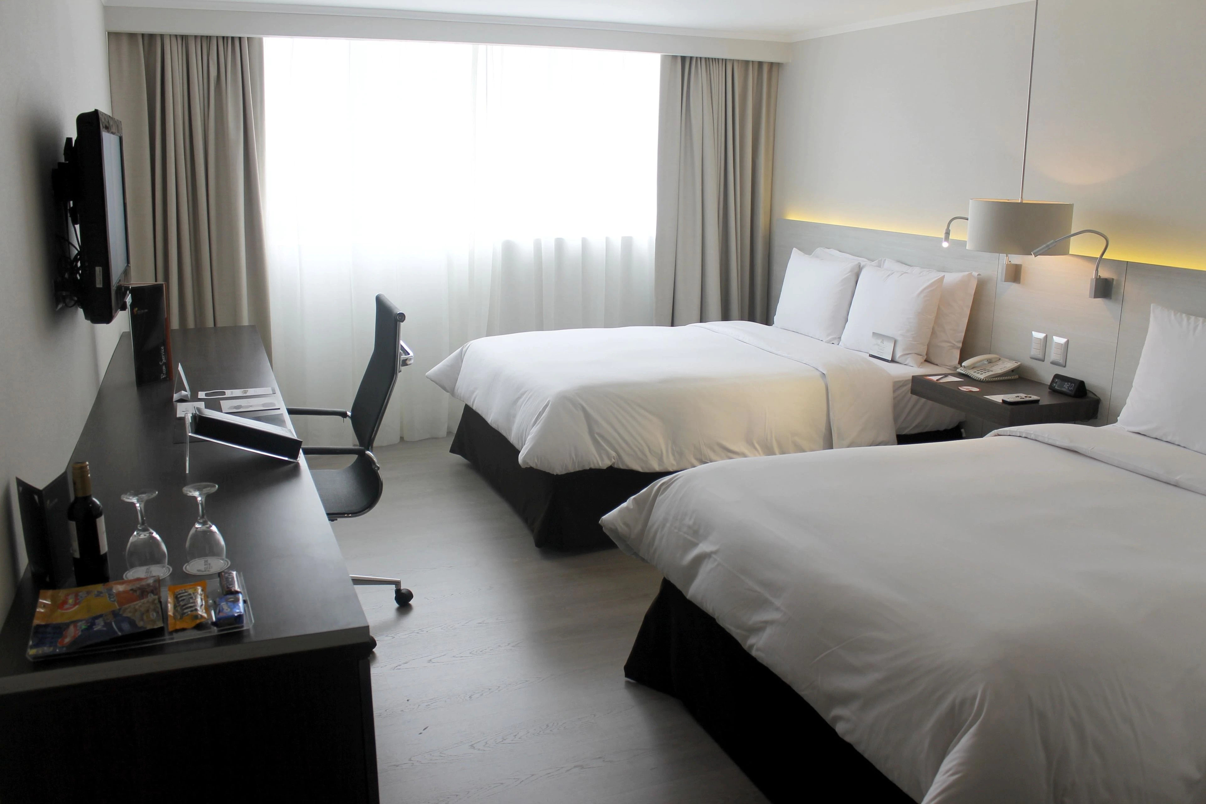 Sol de Oro Hotel & Suites