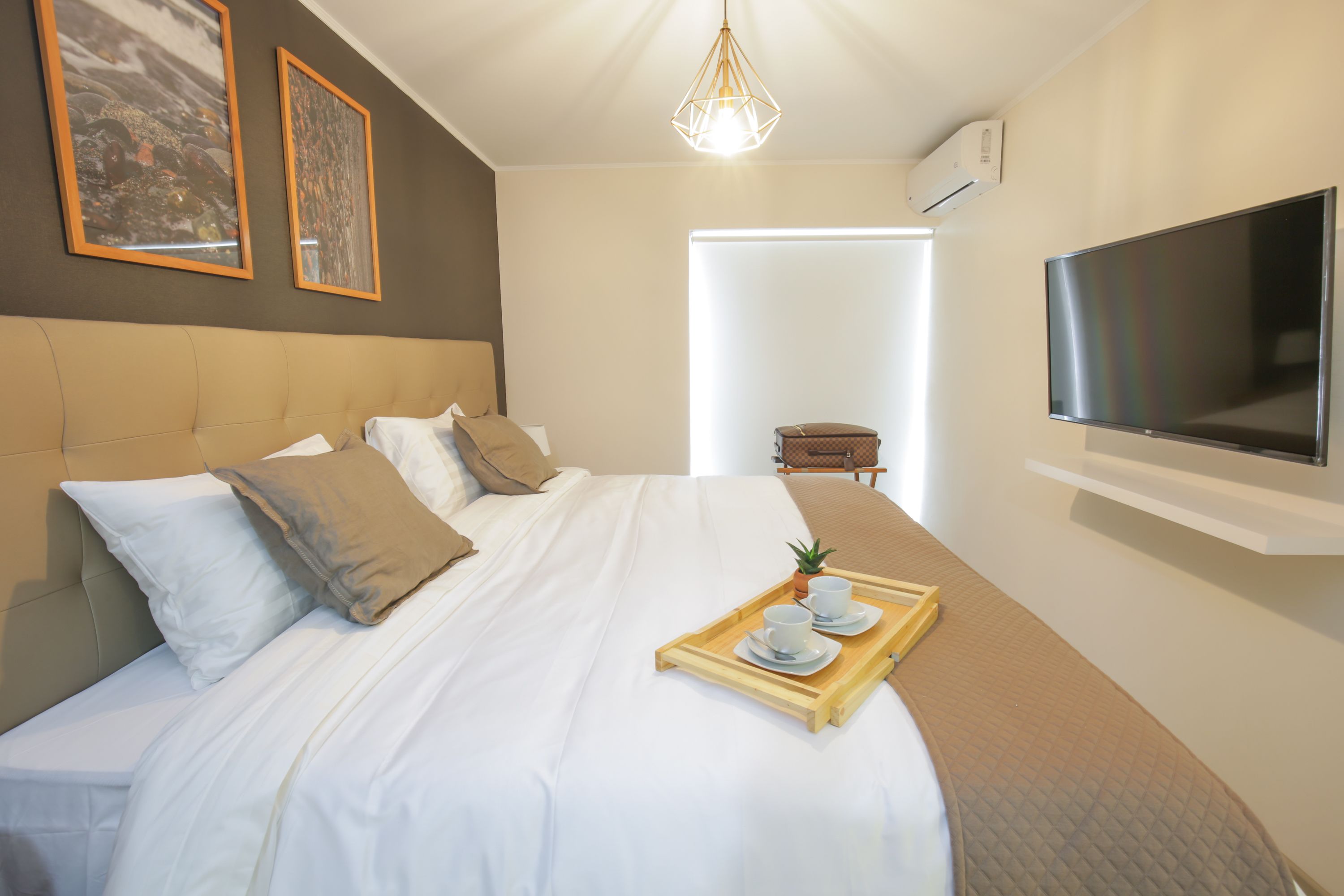Trendy Host MID Miraflores