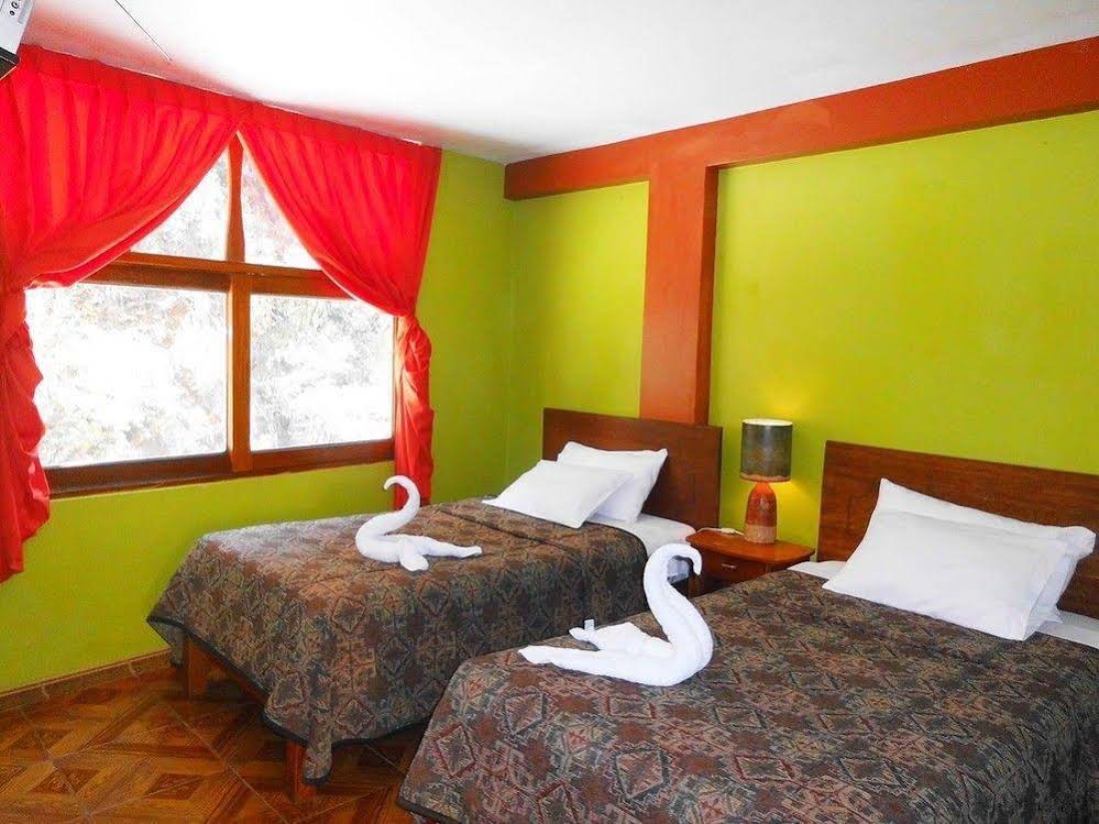 Hostal Sun Palace Inn