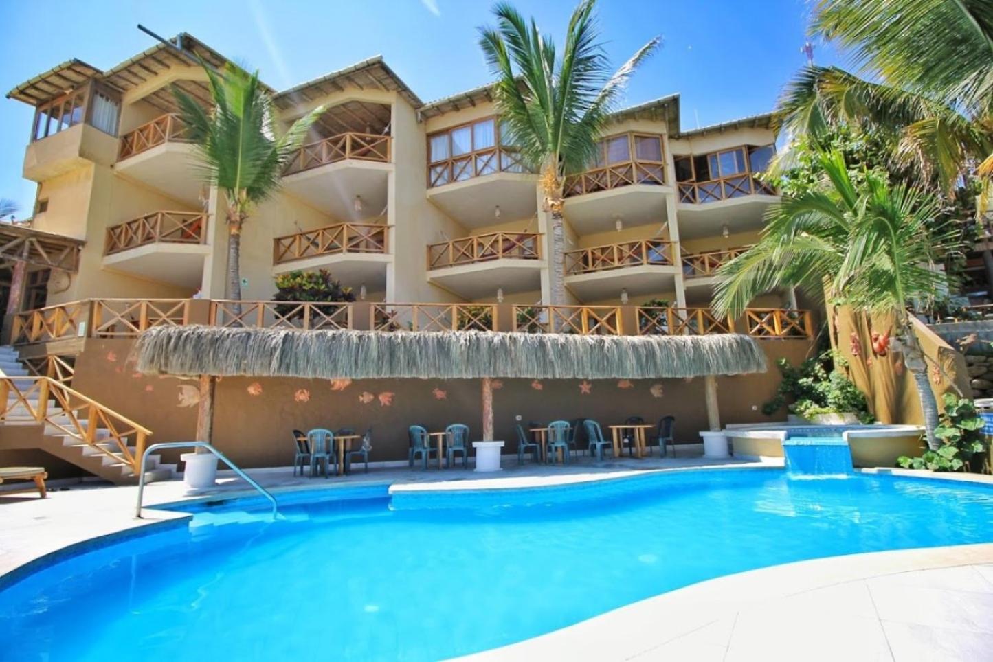 Máncora Beach Bungalows