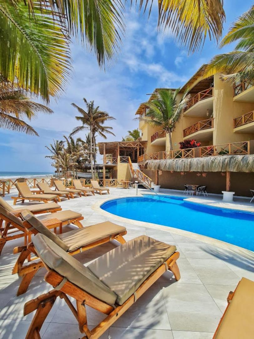 Máncora Beach Bungalows