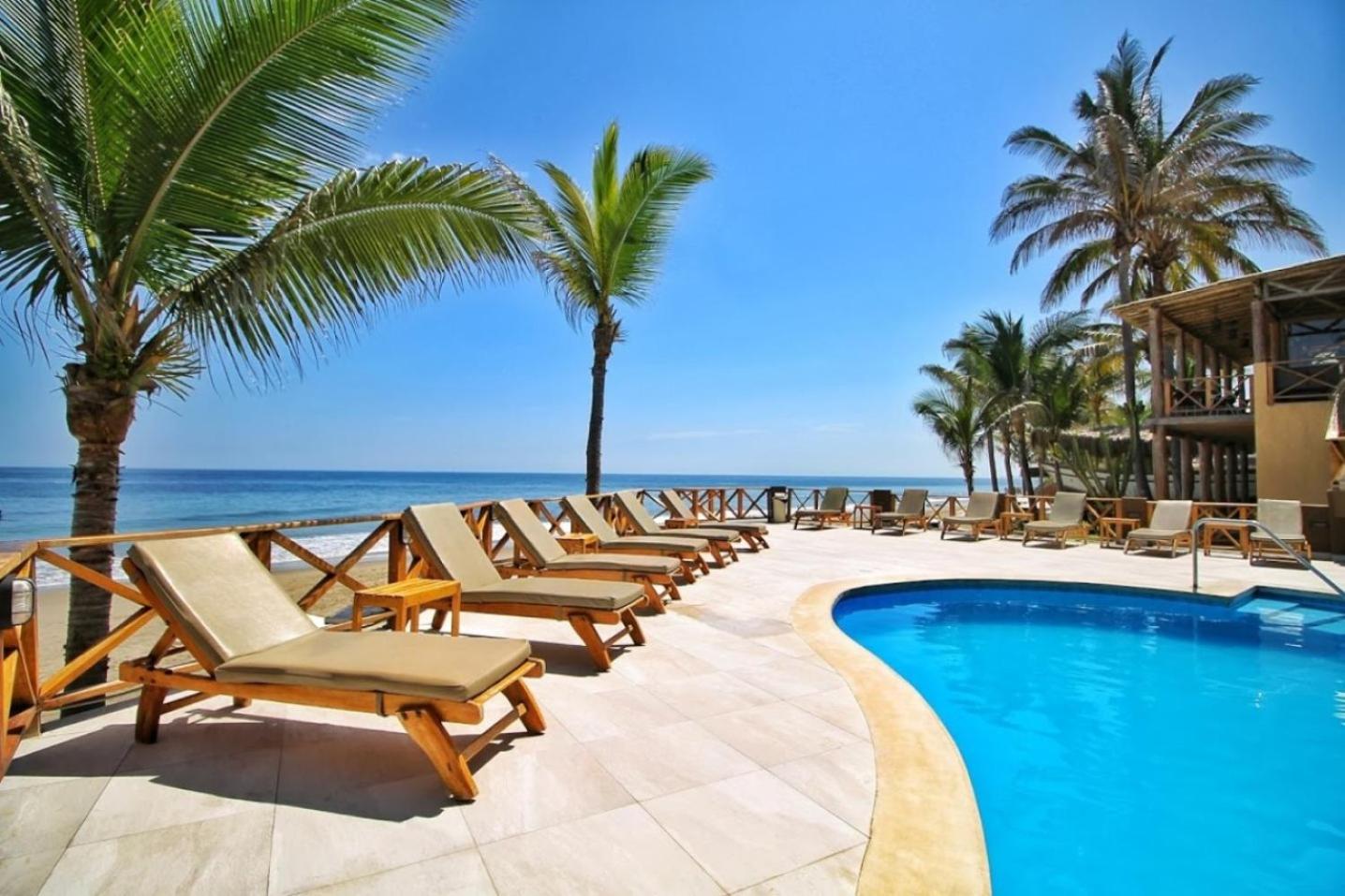 Máncora Beach Bungalows