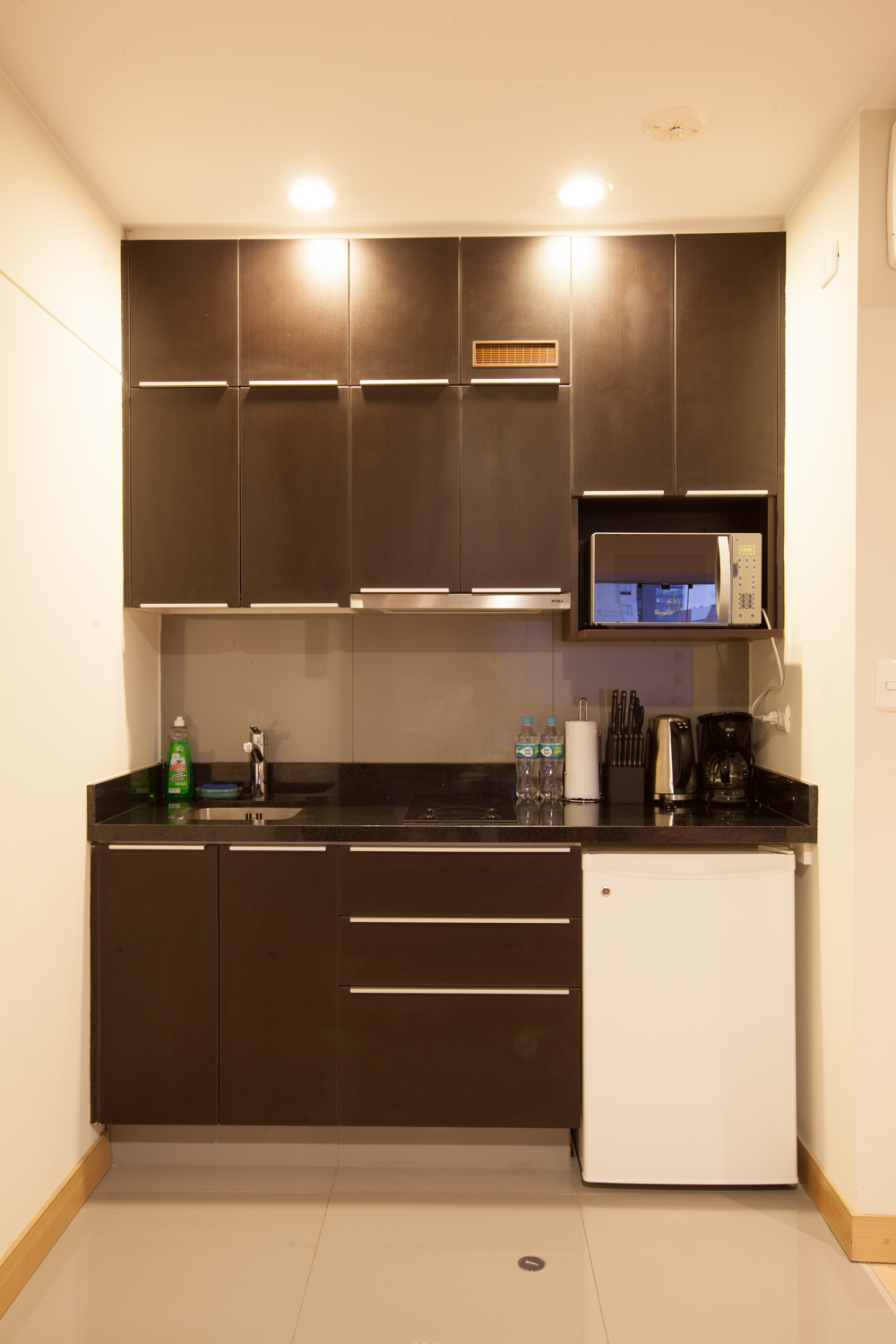 2W Apartments Service - Diez Canseco