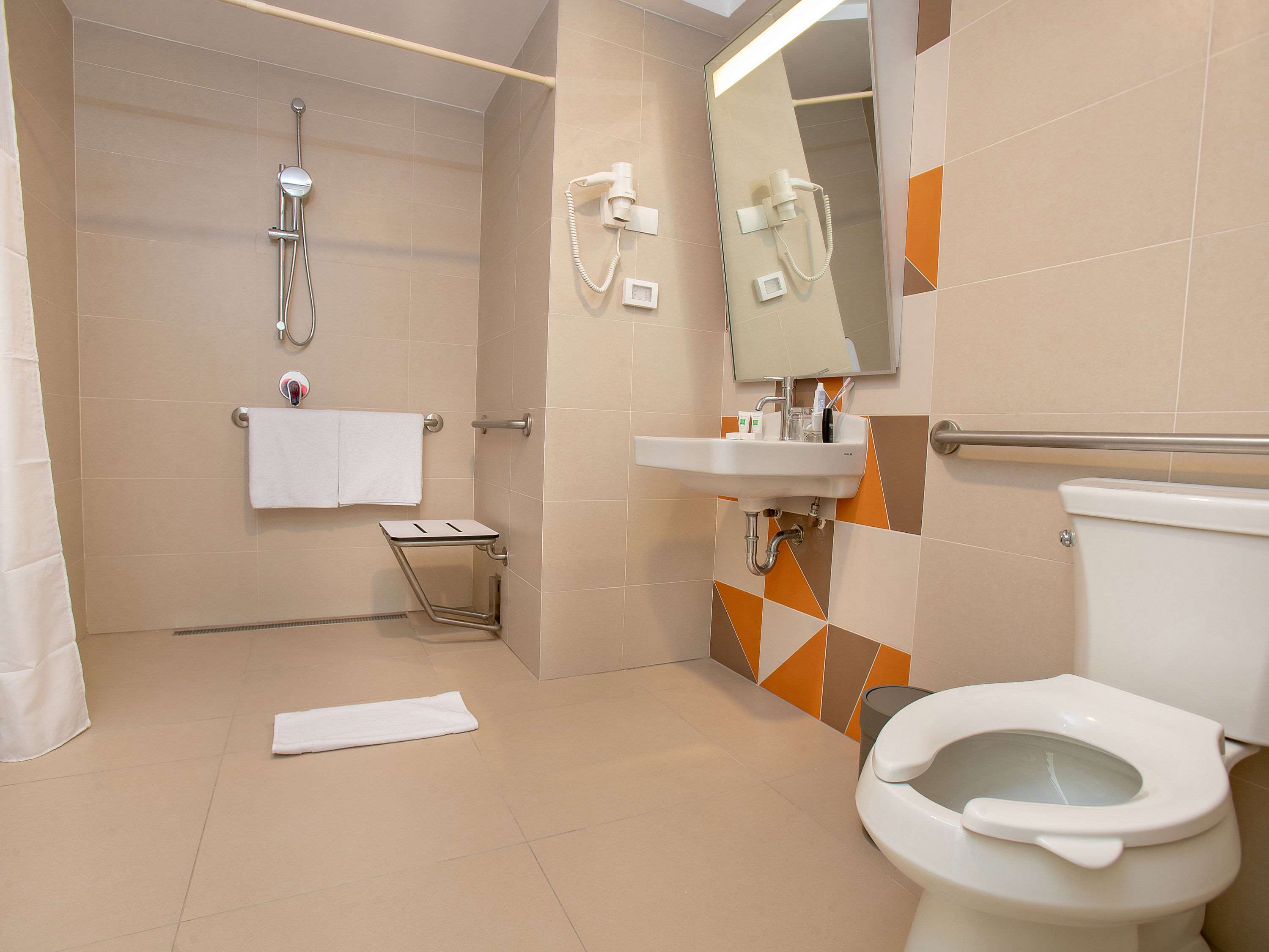 Hotel ibis Styles Lima Benavides Miraflores