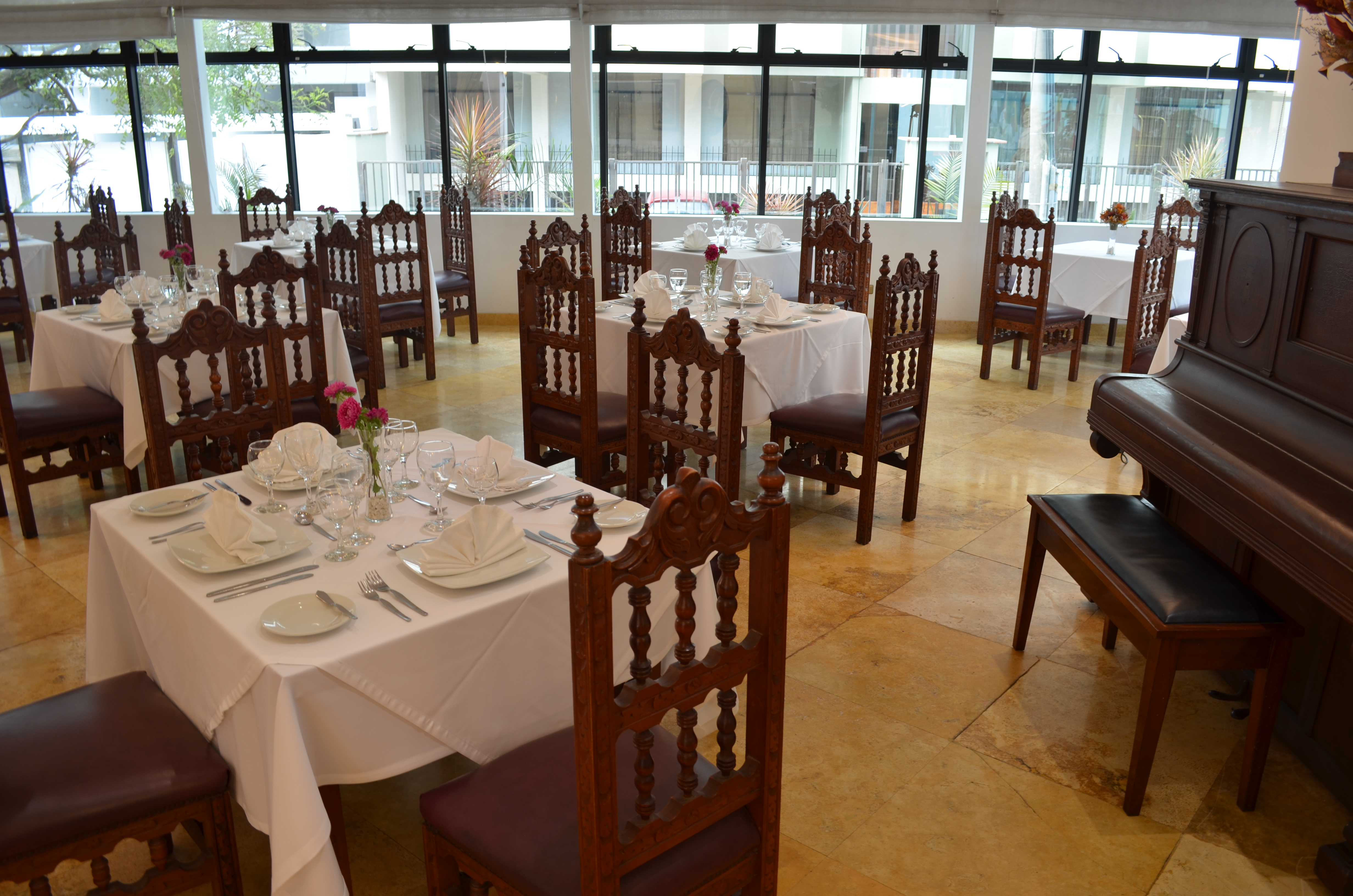 Miraflores Colon Hotel