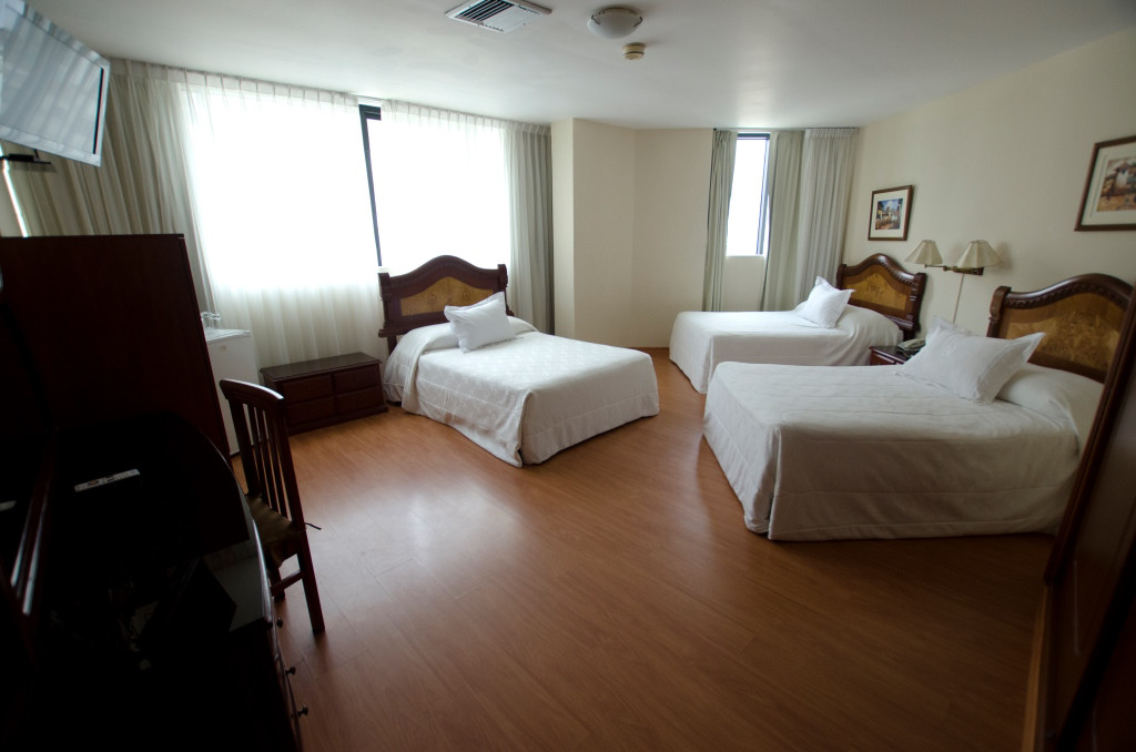 Miraflores Colon Hotel
