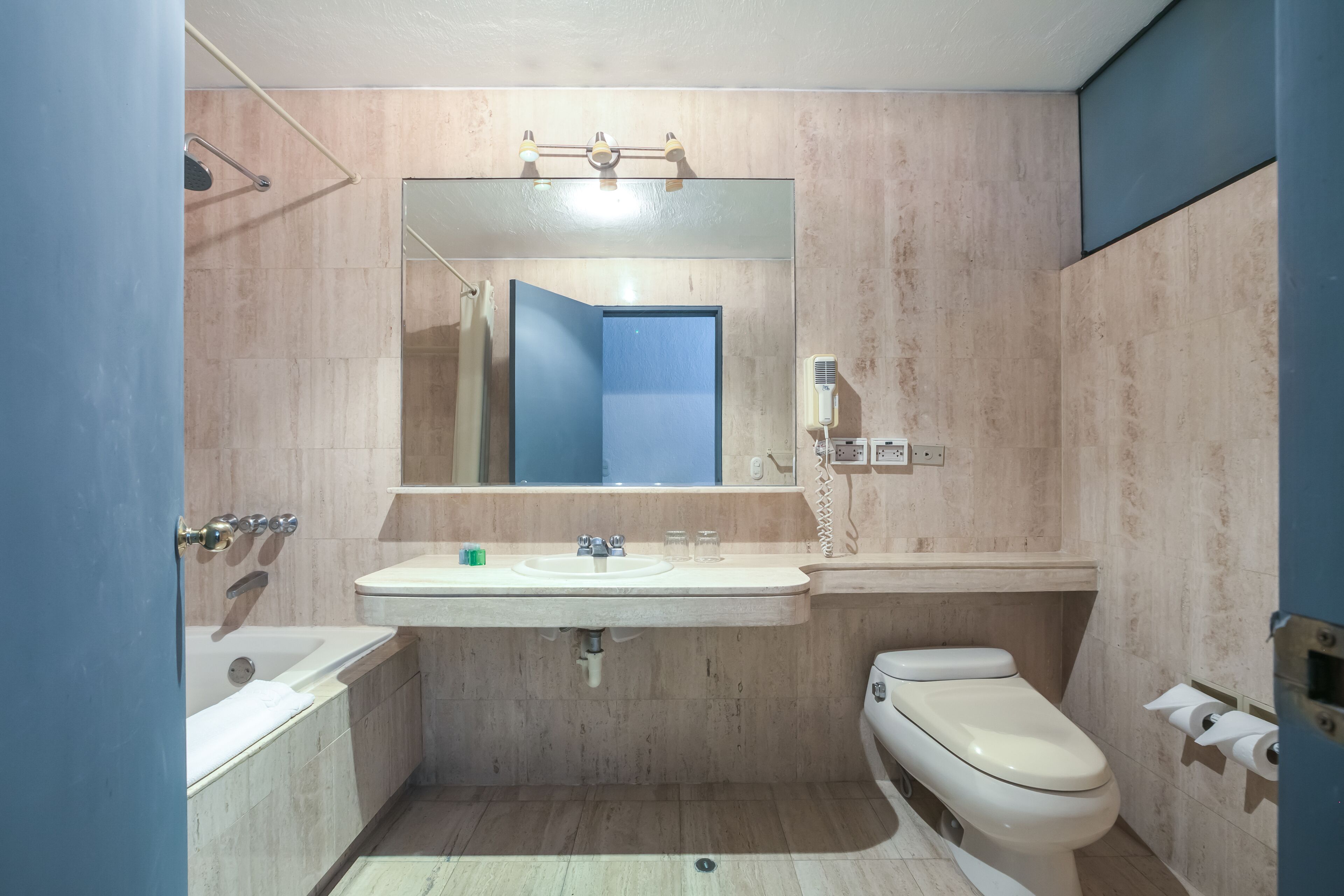 Selina Apartments Miraflores