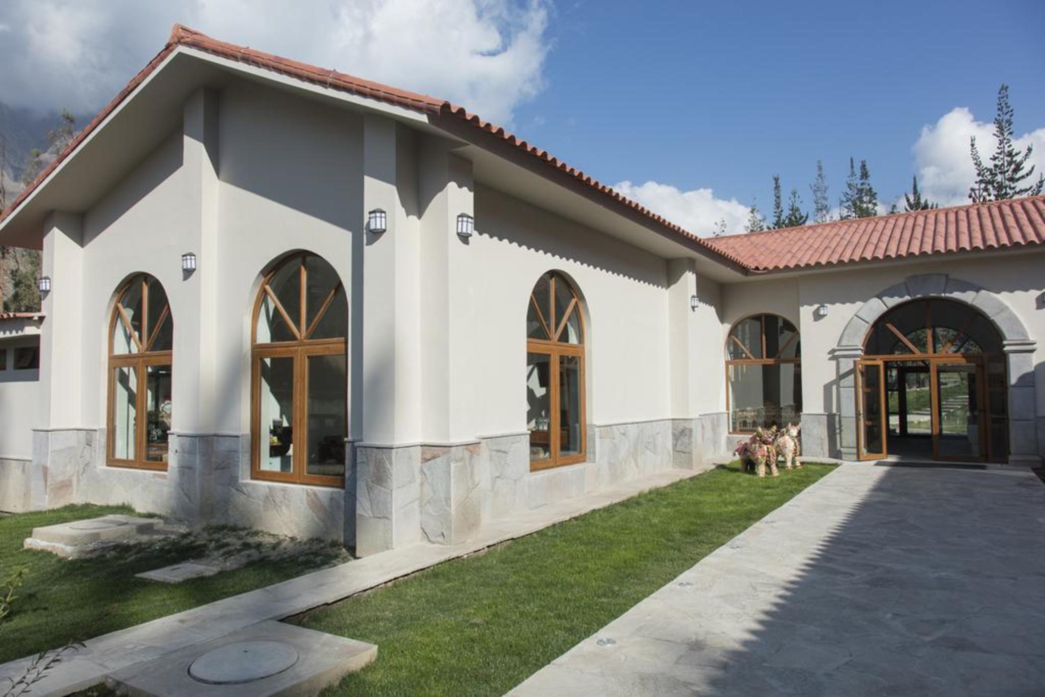 Del Pilar Ollantaytambo