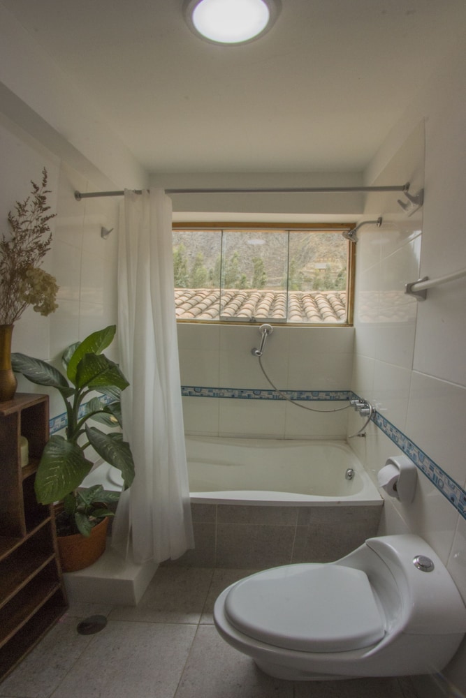 Parwa Guest House