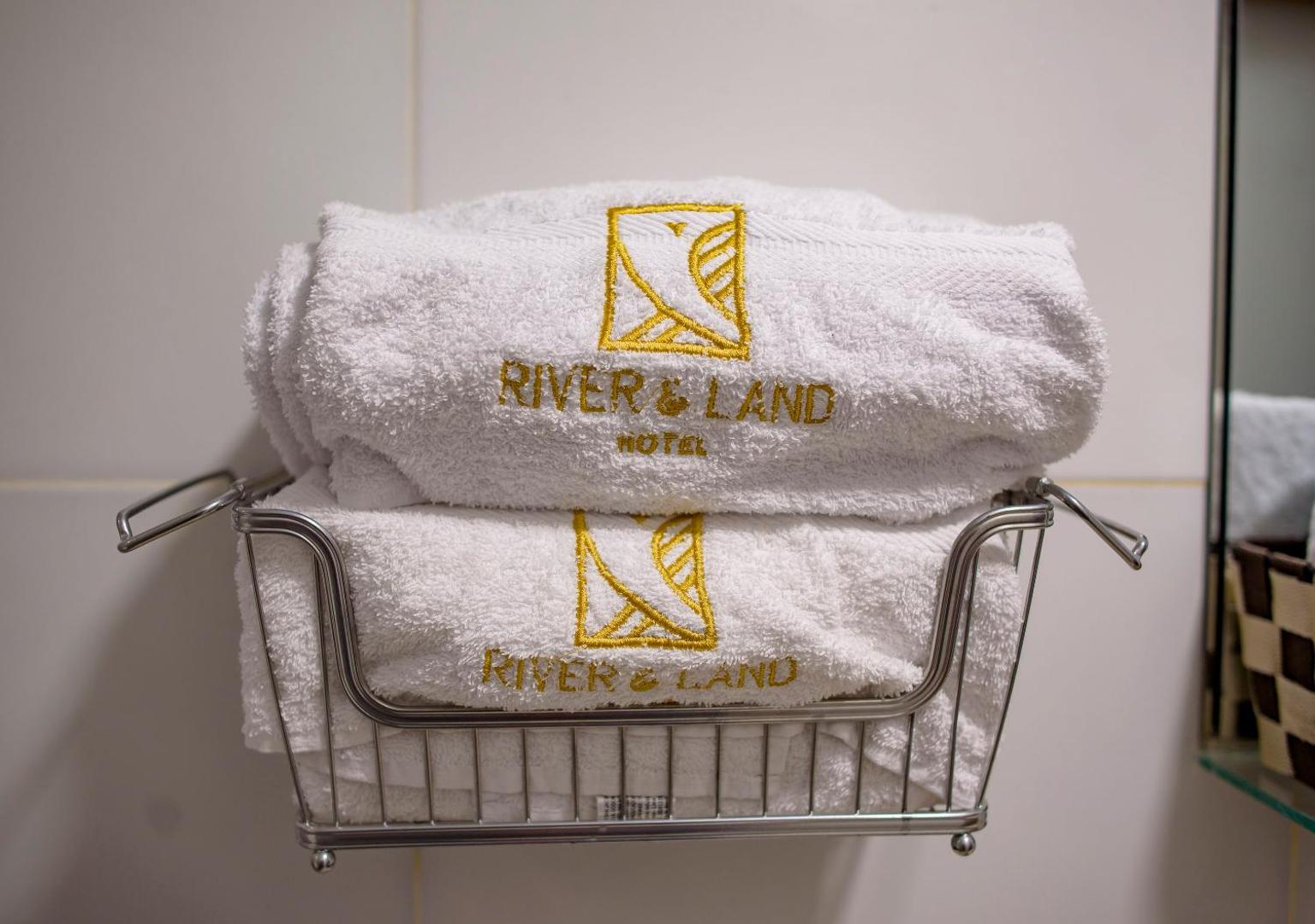 River & Land Hotel