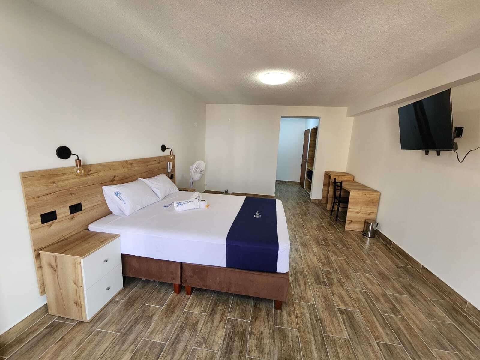 Hotel Luxotel Pisco