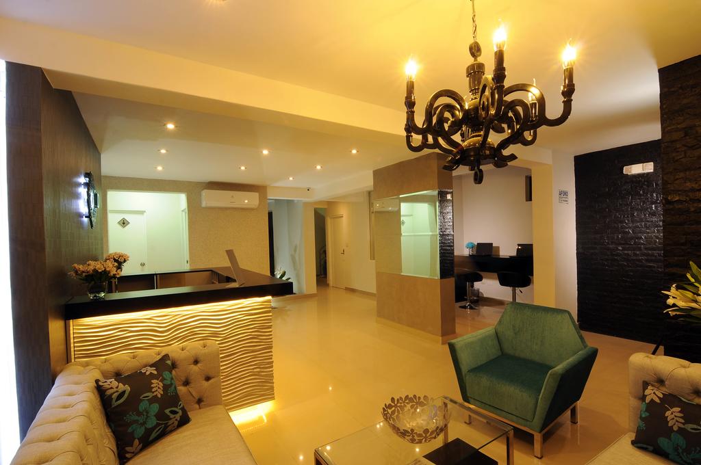 Dom Hotel