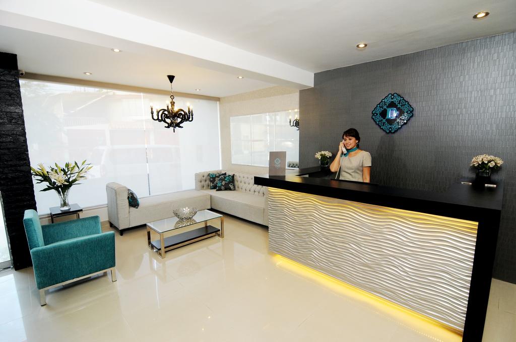 Dom Hotel