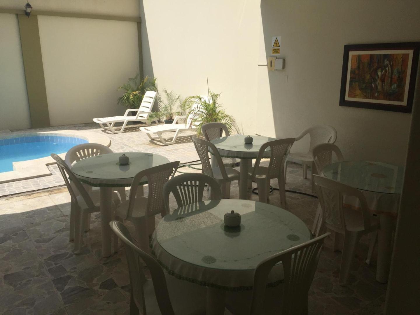 Hotel Oro Verde