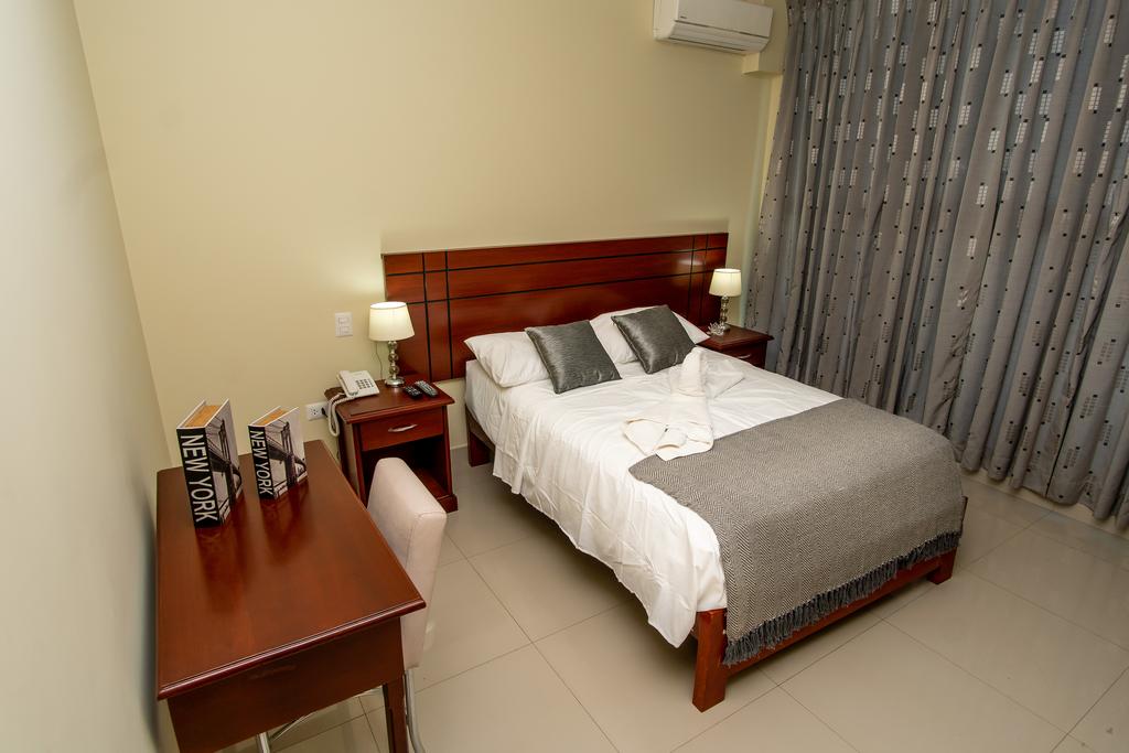 LC Piura Hotel
