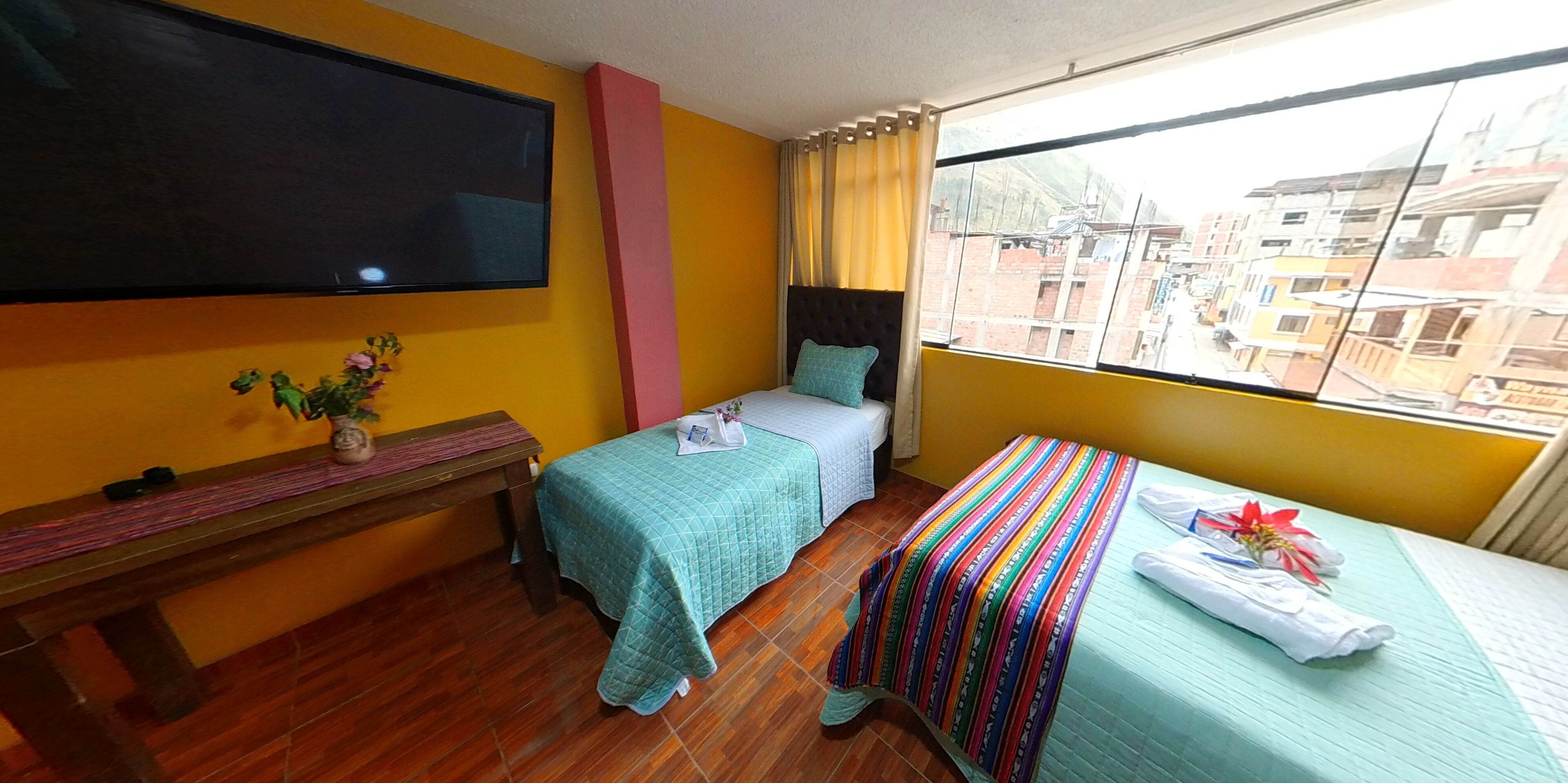 Yakumama Hotel