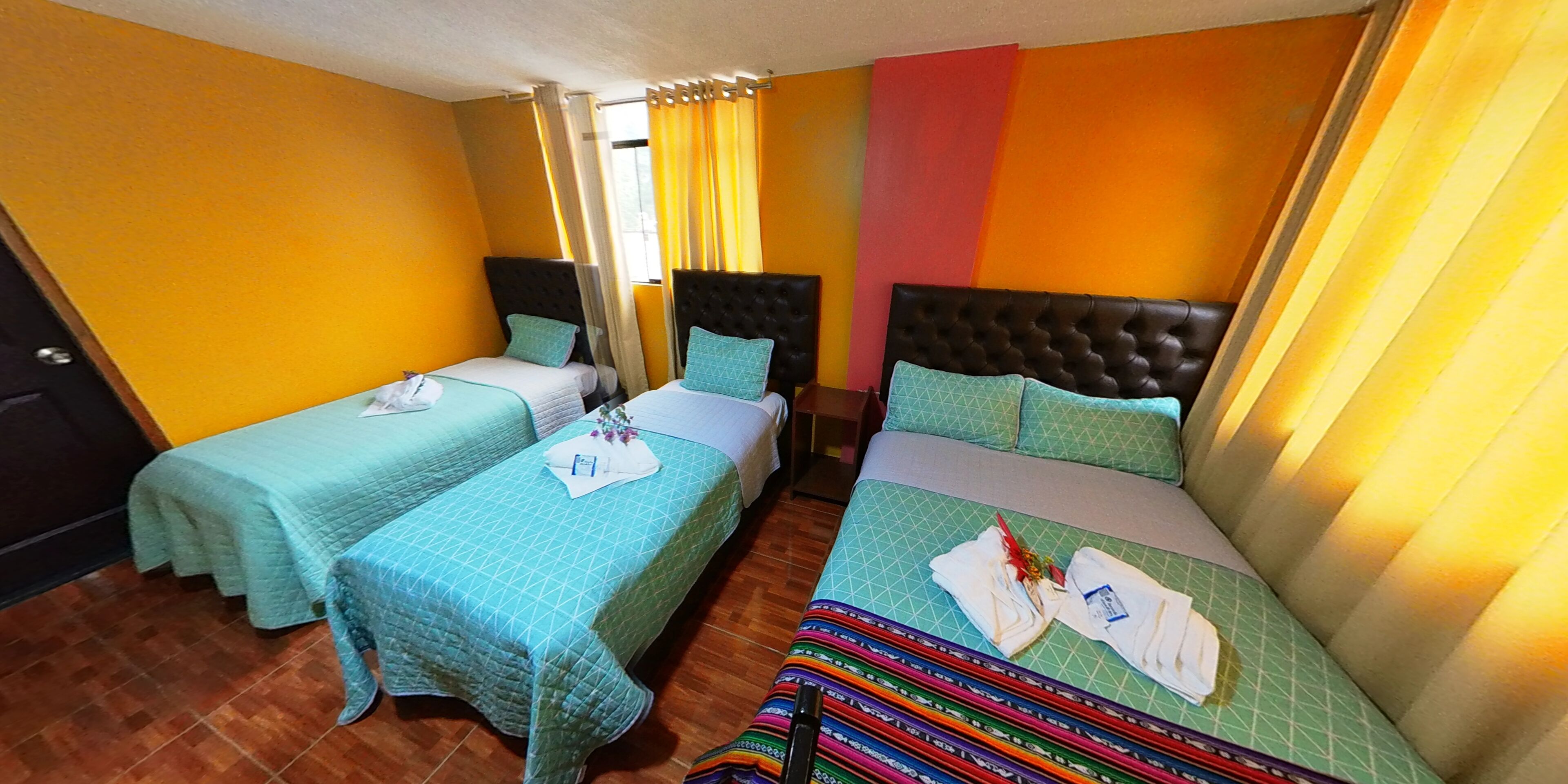 Yakumama Hotel