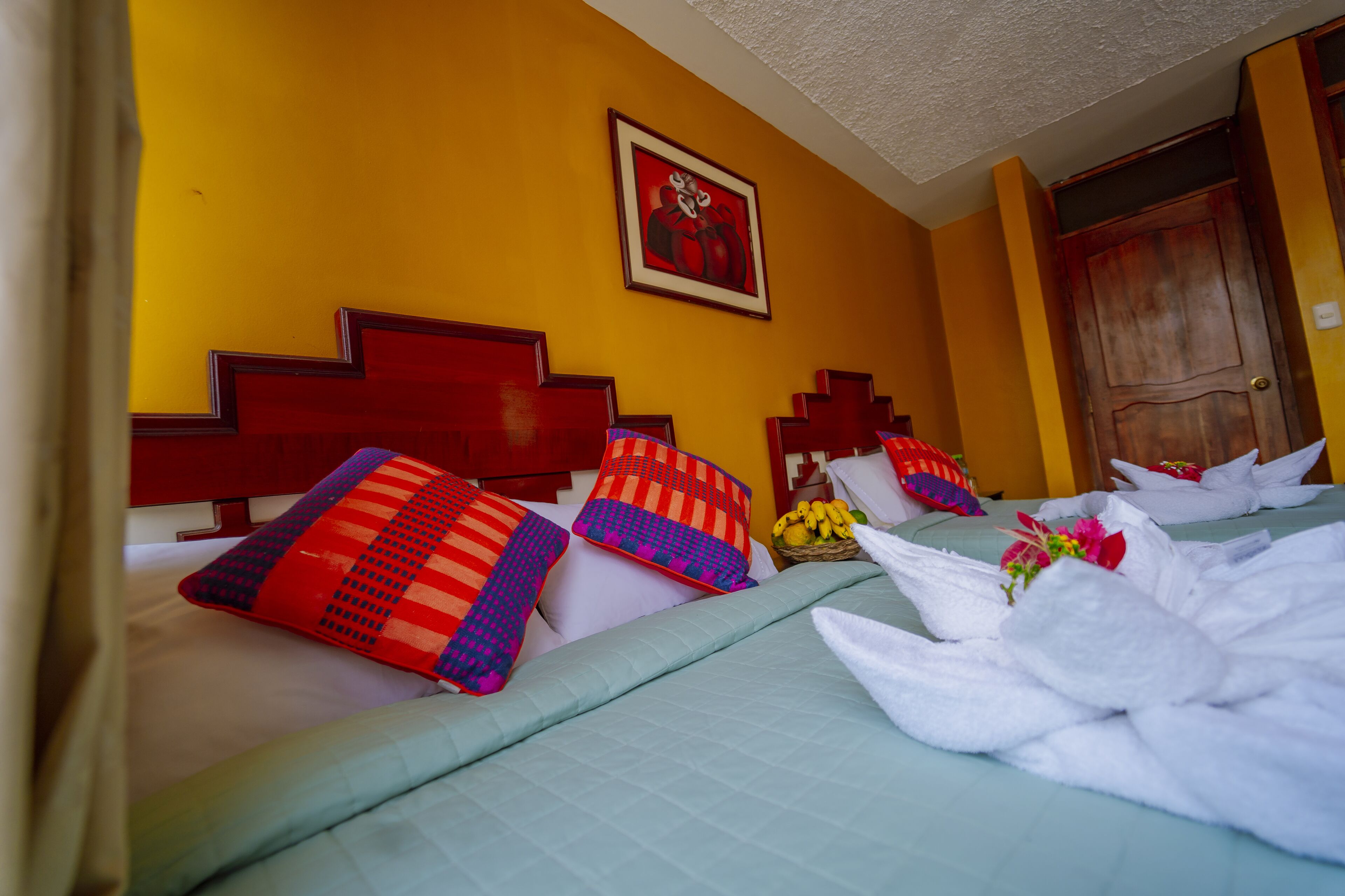 Yakumama Hotel