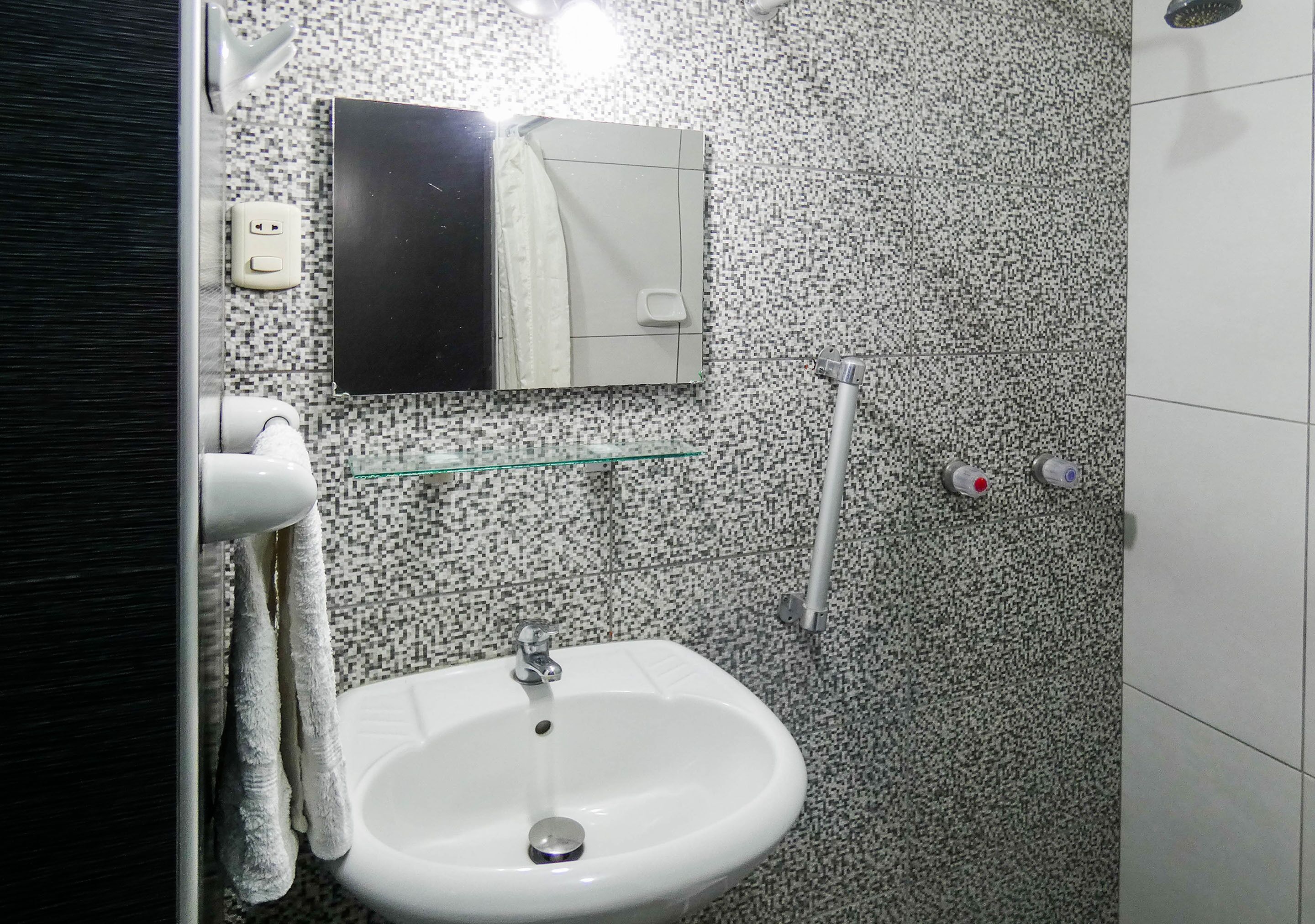 Nuevo Hotel Plaza El Carmen
