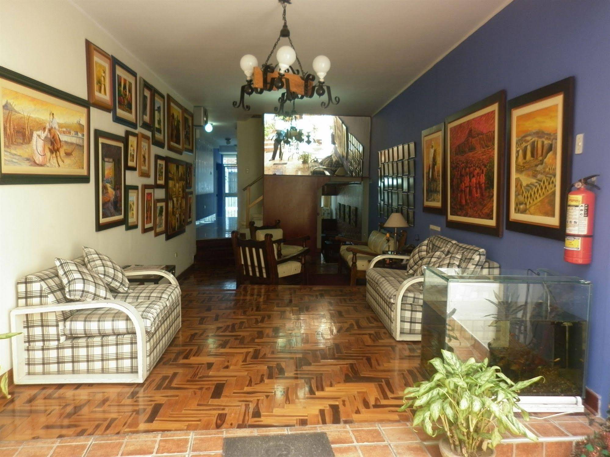 El Escudero Lodge
