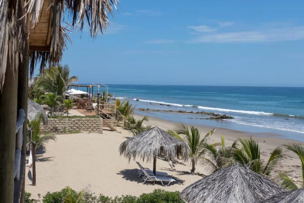 Baja Canoas Hotel