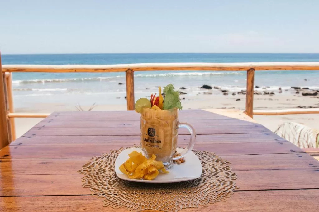 Baja Canoas Hotel