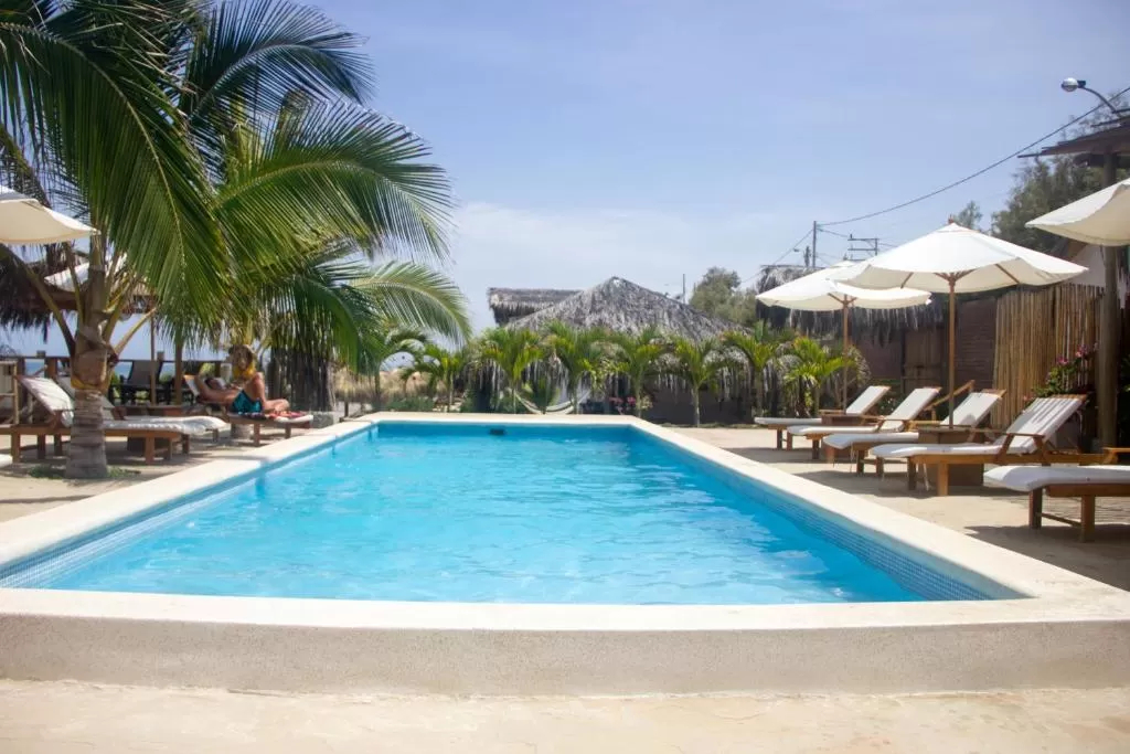 Baja Canoas Hotel