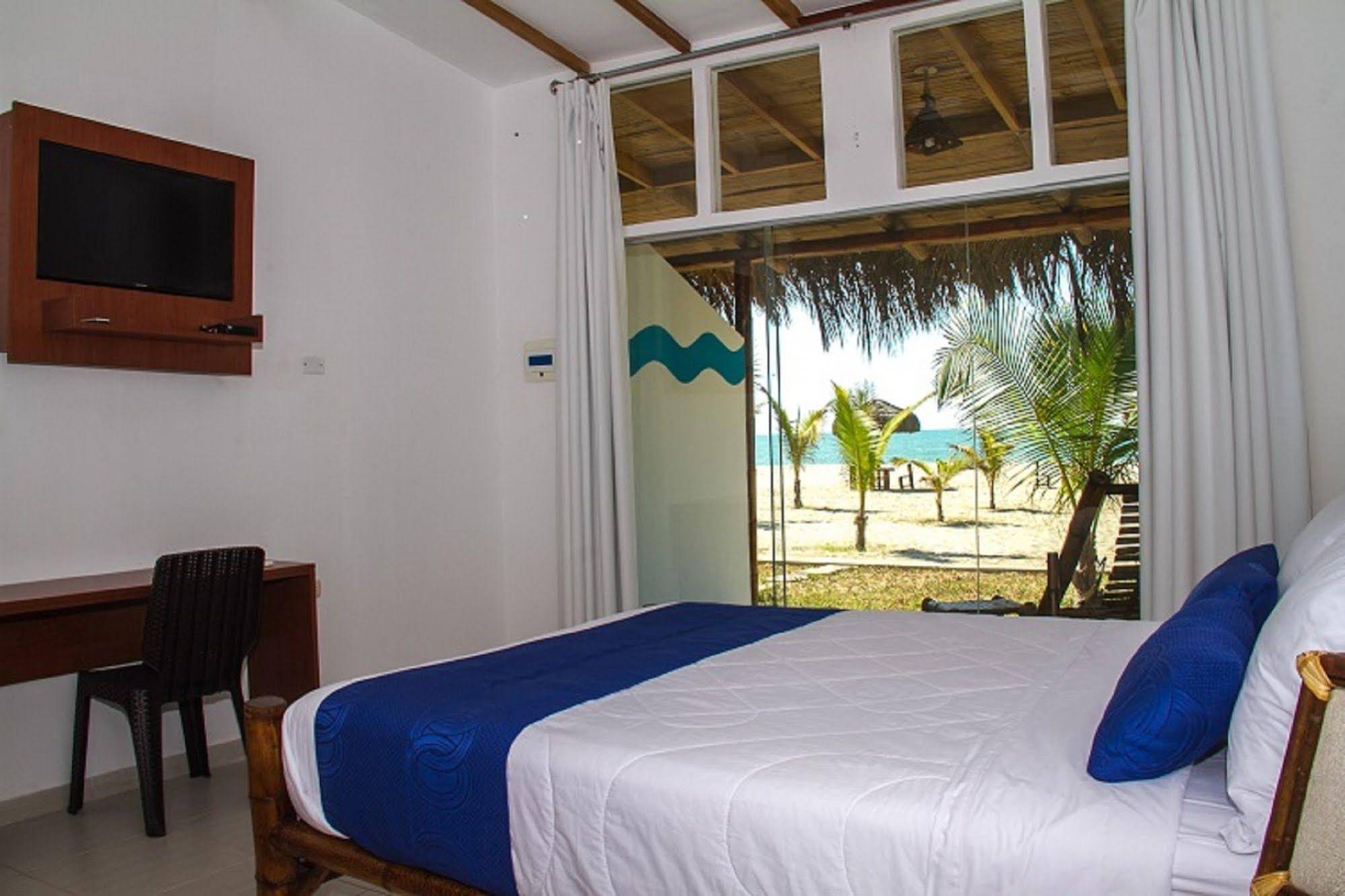 Nauti-k Beach Hotel