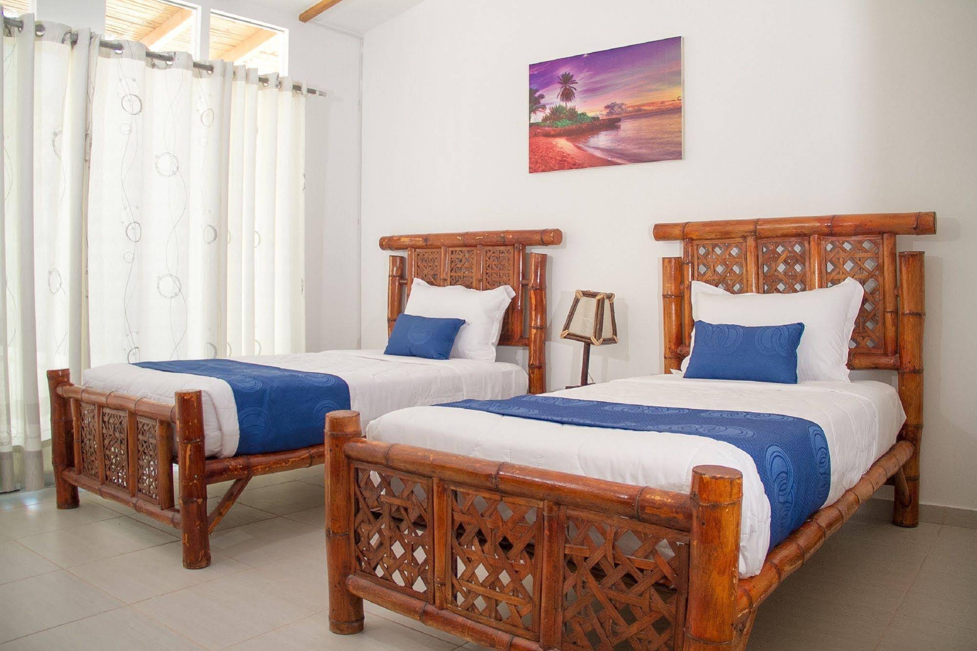 Nauti-k Beach Hotel