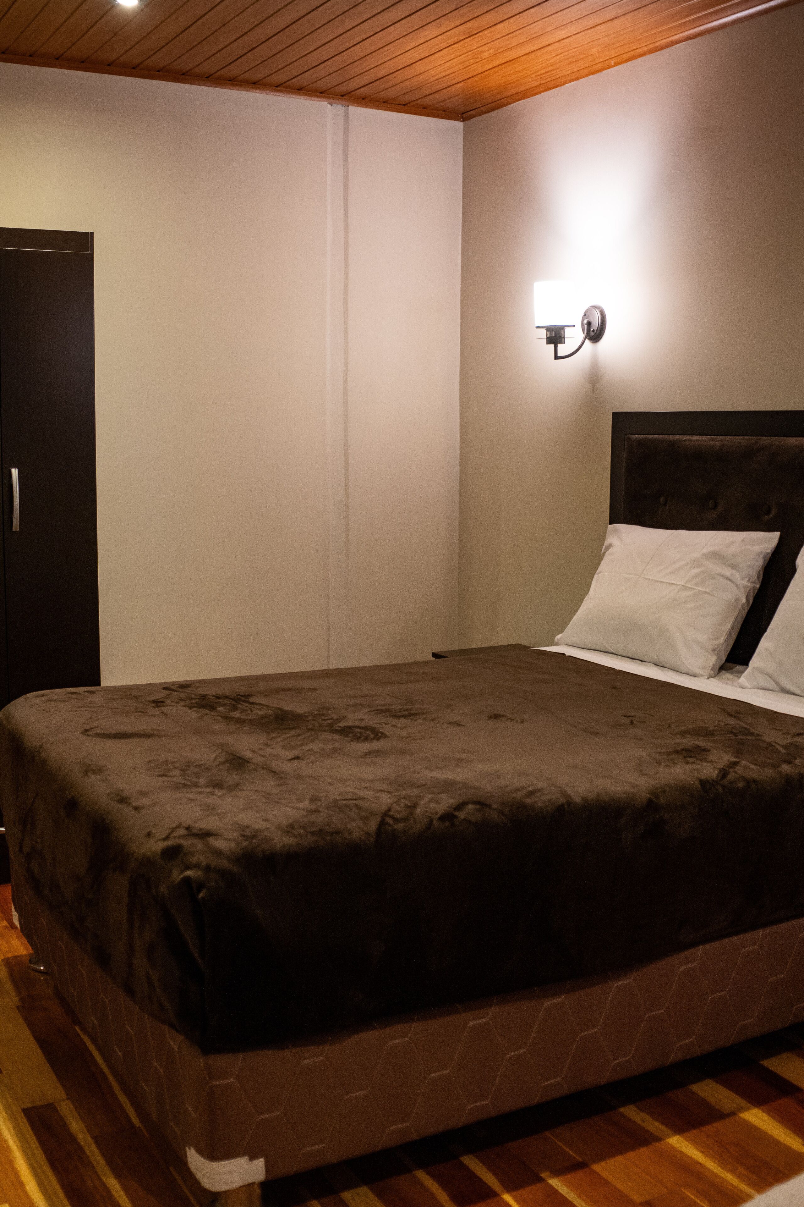 Hotel California Urubamba