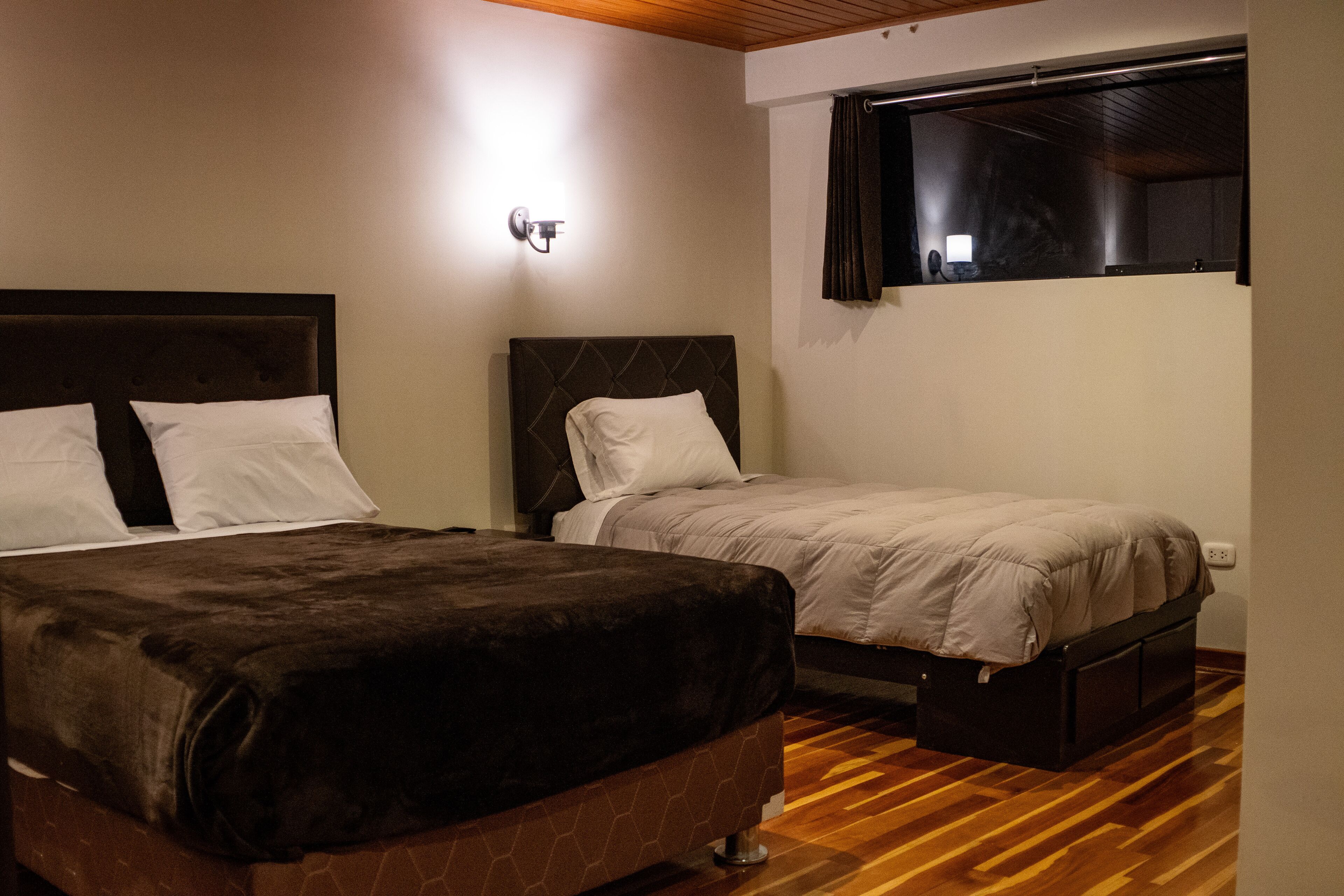 Hotel California Urubamba