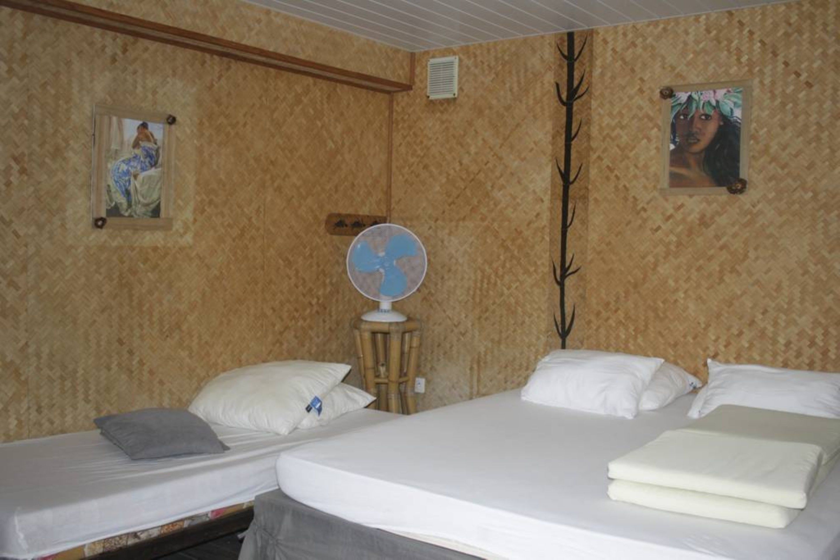 Apoomatai Bay Bungalow