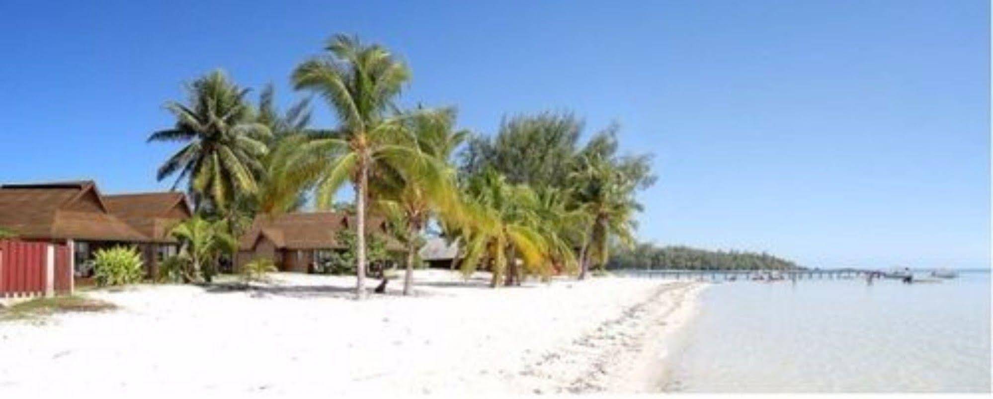 Moorea Sunset Beach