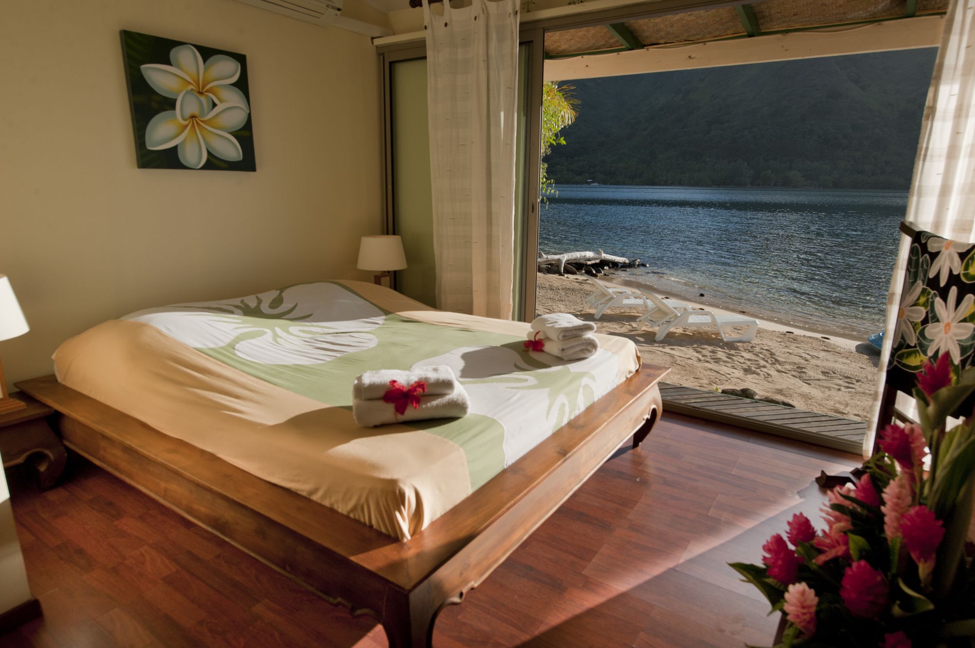 Robinson's Cove Villas