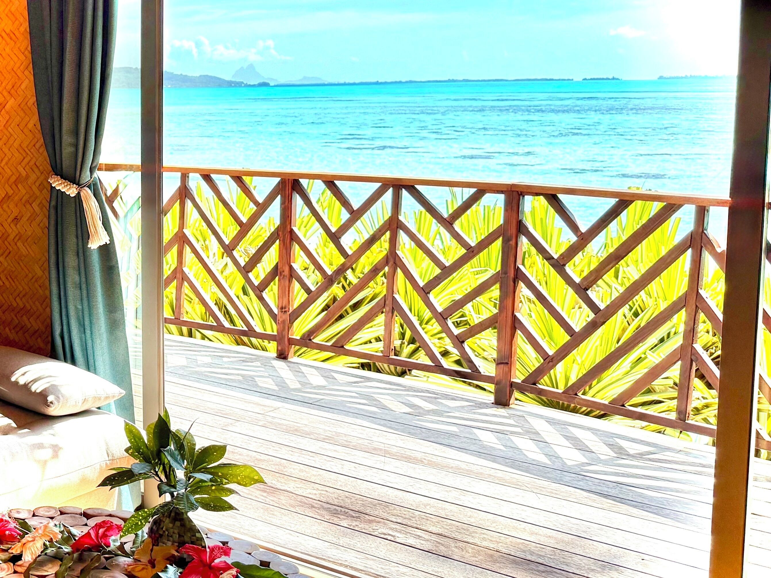 EDEN Private Island TAHA'A