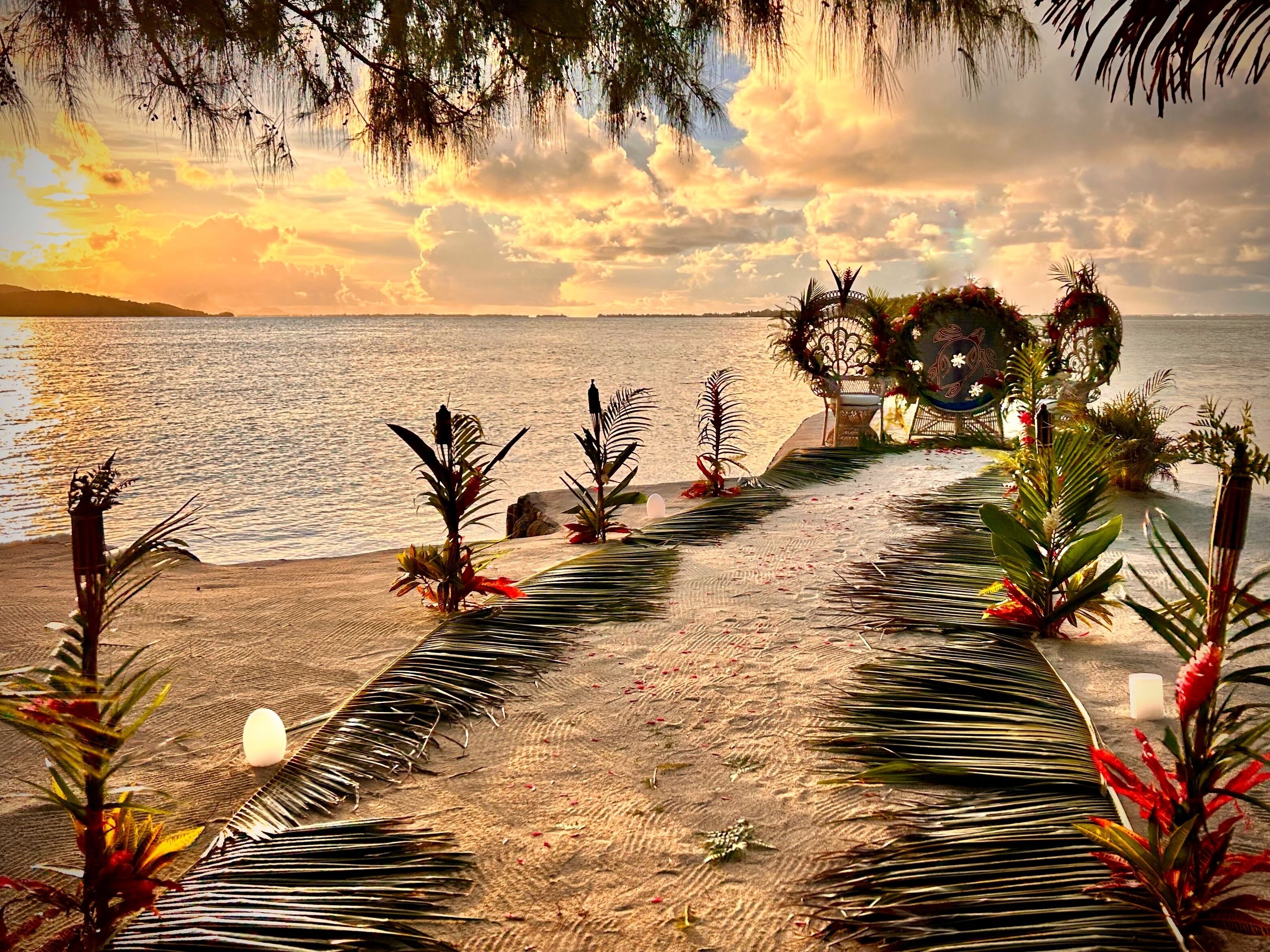 EDEN Private Island TAHA'A