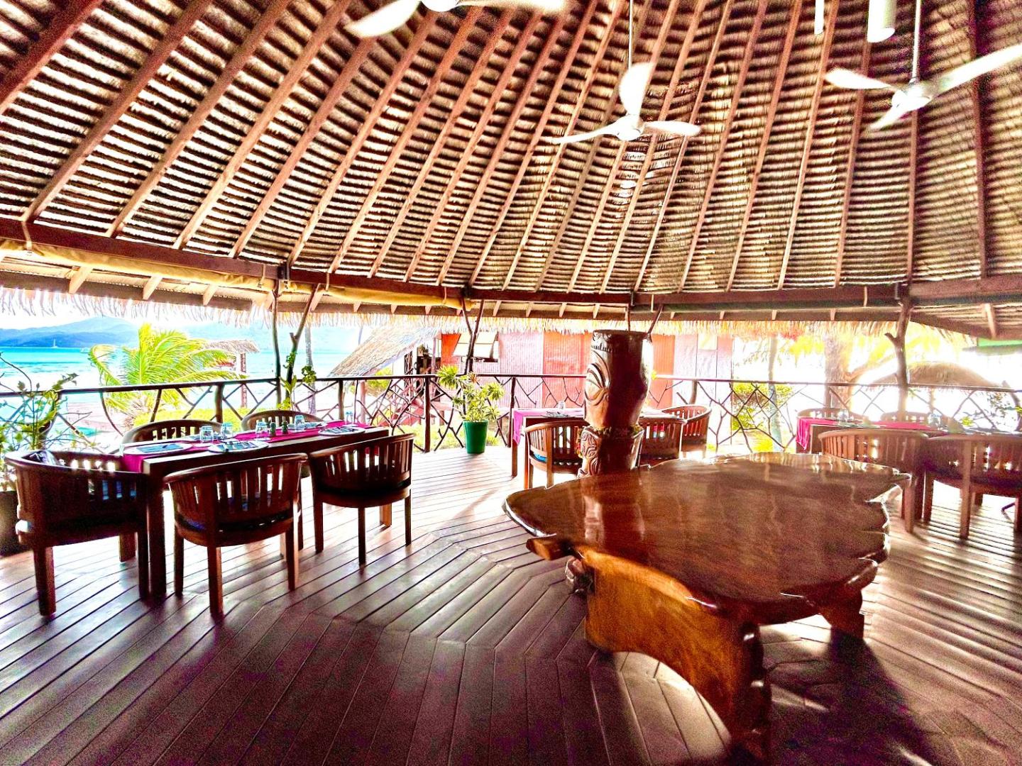 EDEN Private Island TAHA'A