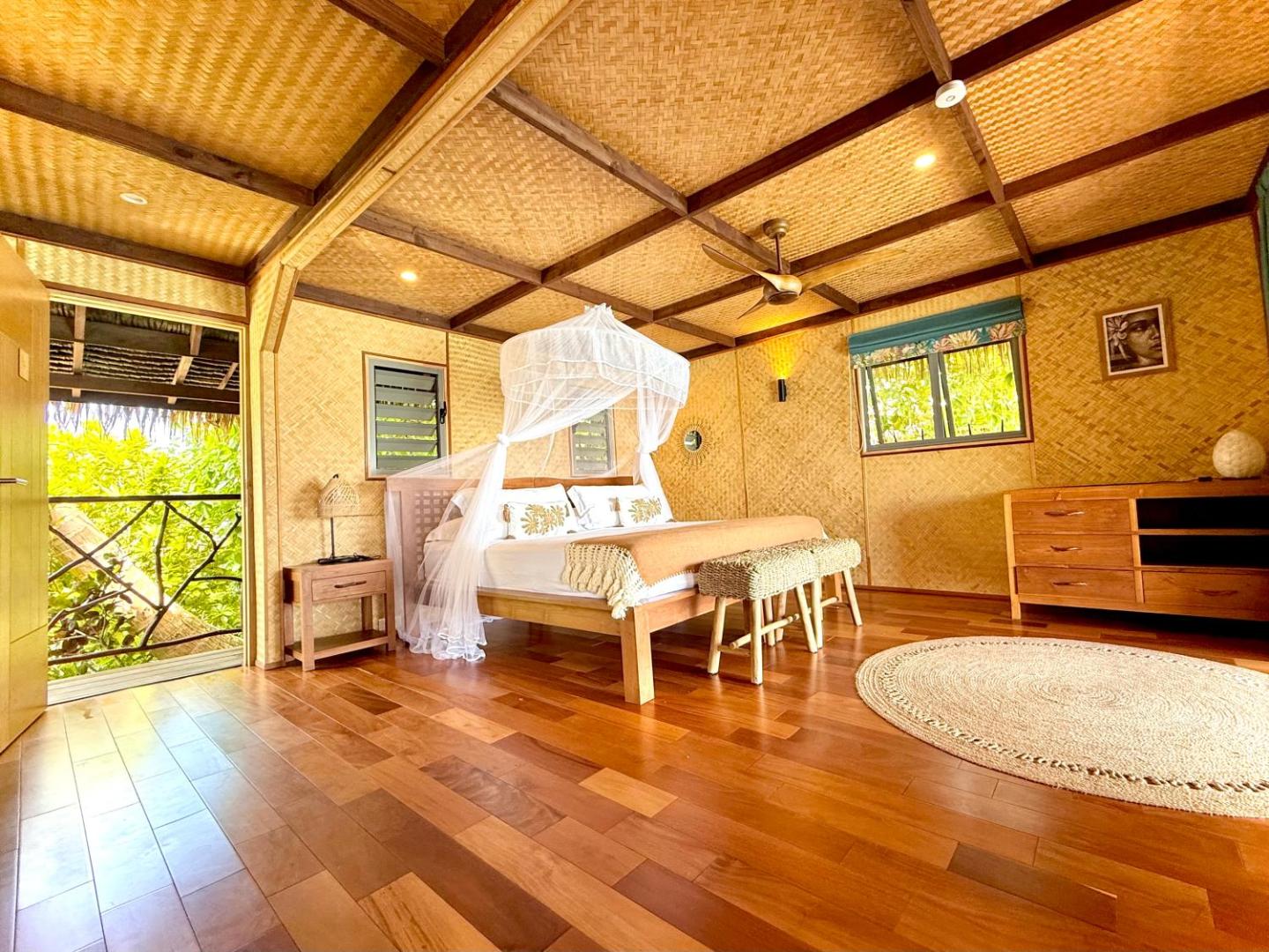 EDEN Private Island TAHA'A