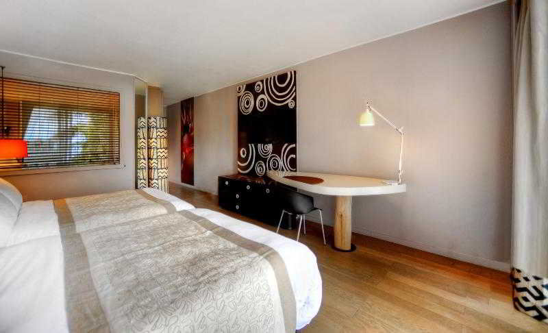 Tahiti Ia Ora Beach Resort - Managed by Sofitel