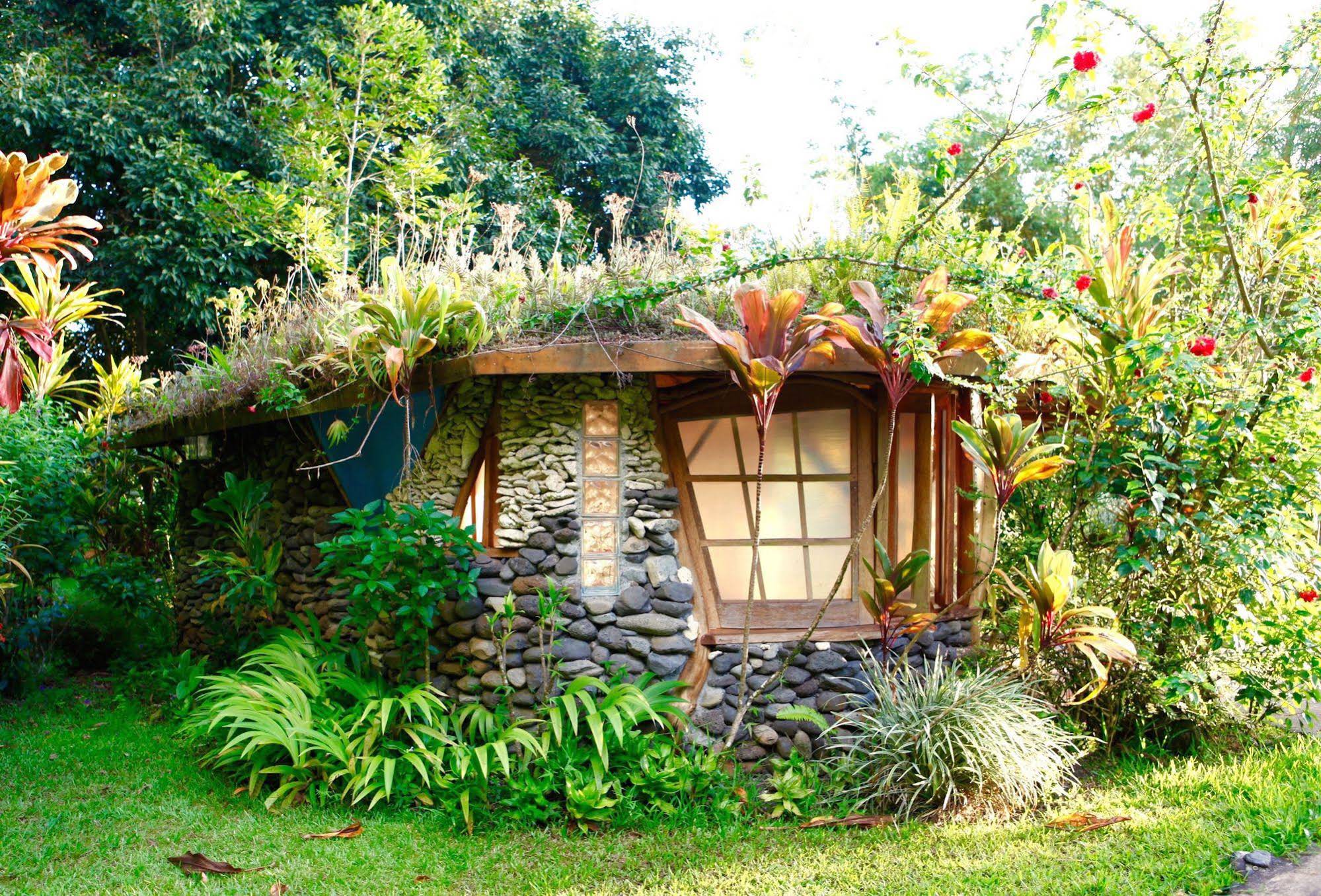 Vanira Lodge