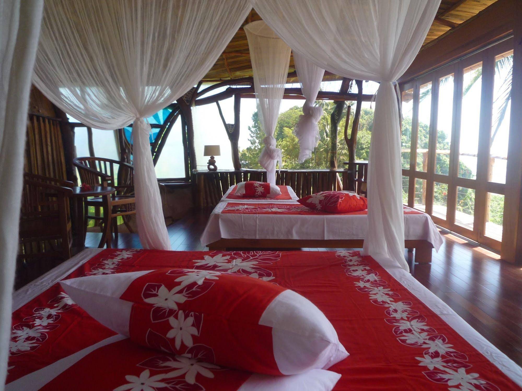 Vanira Lodge