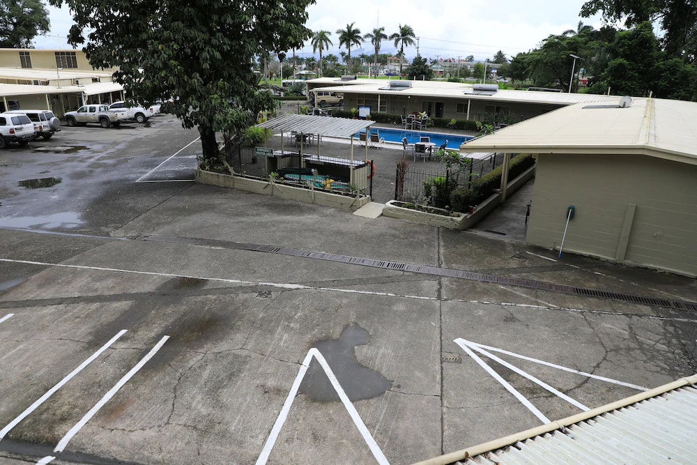 Huon Gulf Hotel and Apartments