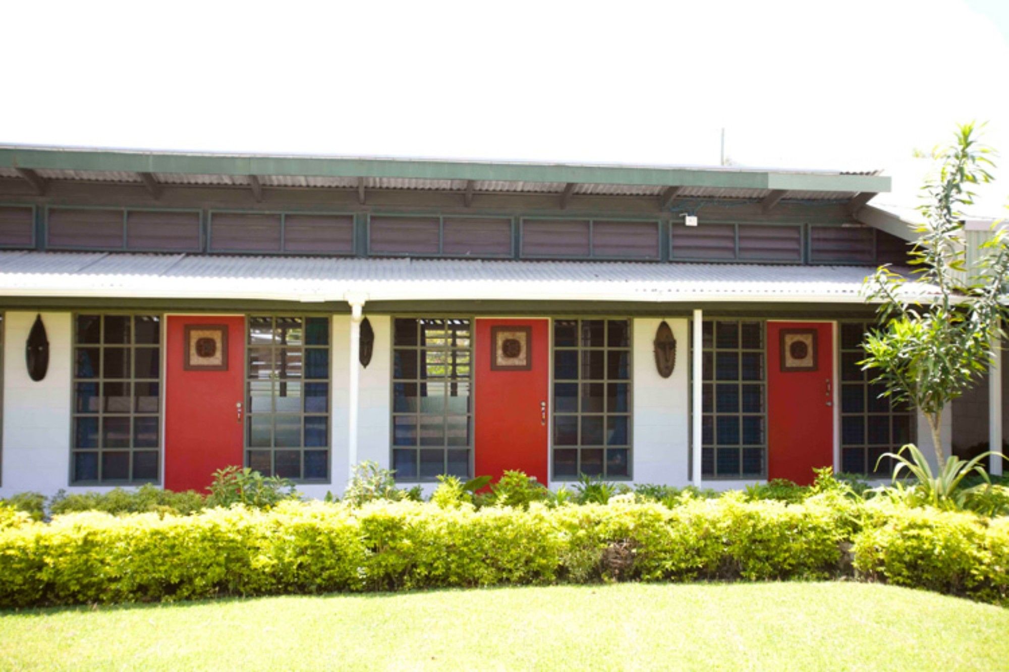 Madang Lodge Hotel