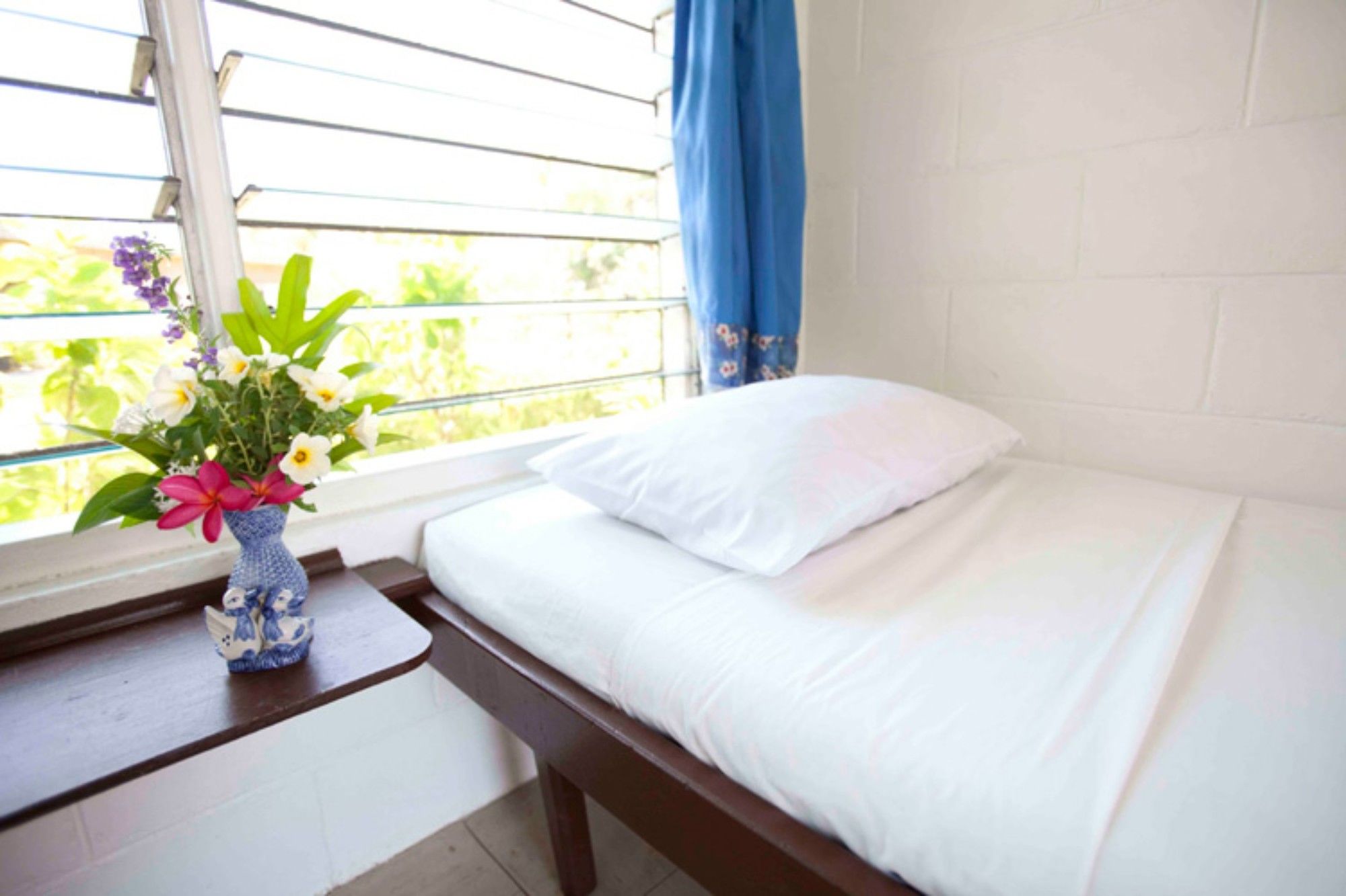 Madang Lodge Hotel