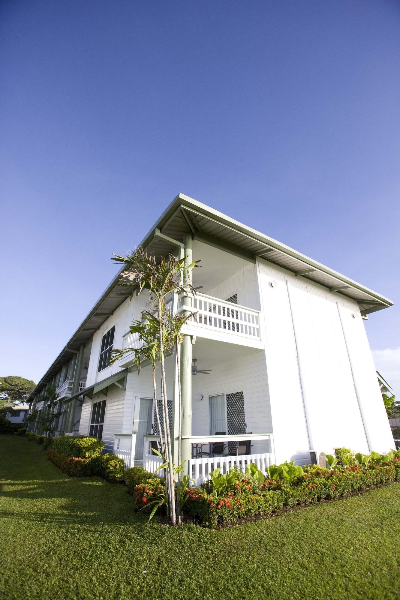 Madang Lodge Hotel