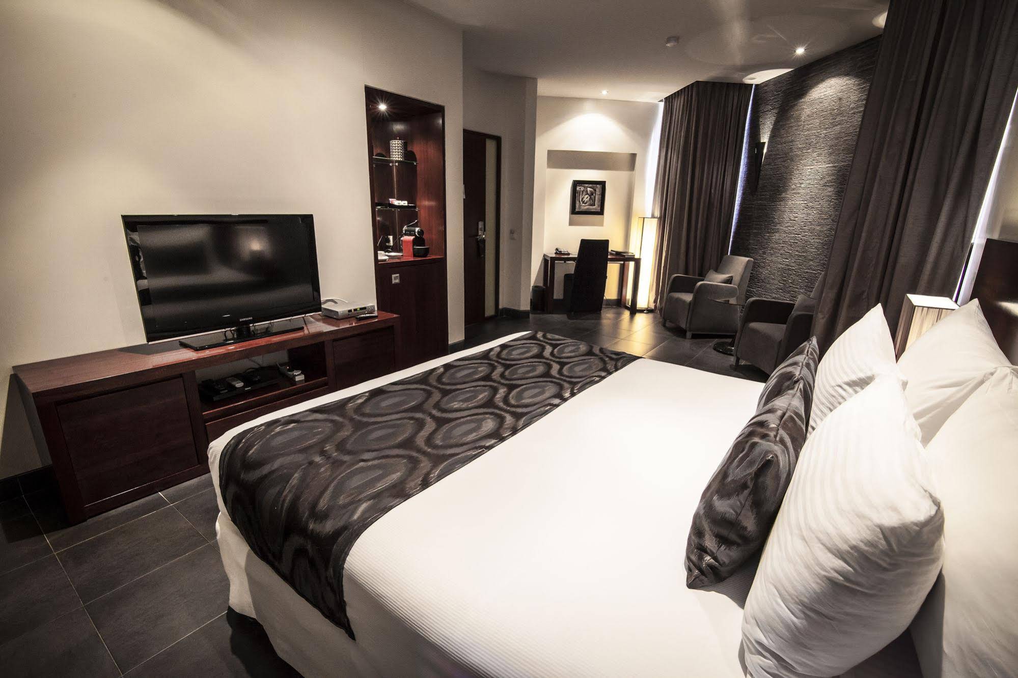 Lamana Hotel