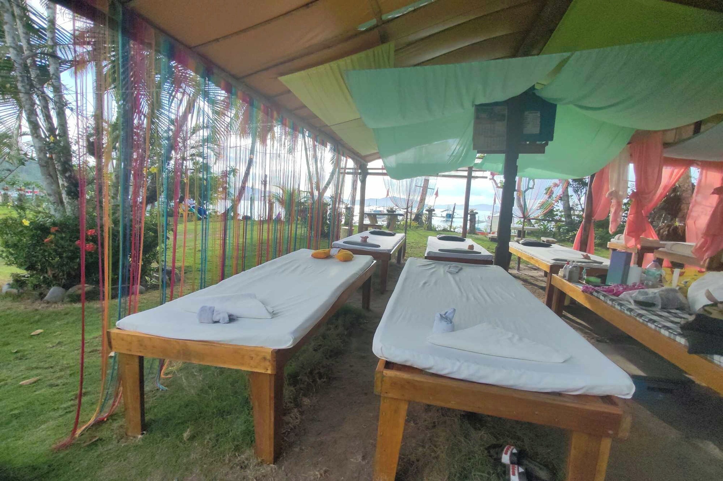 Summer Homes Beach Resort & Cottages